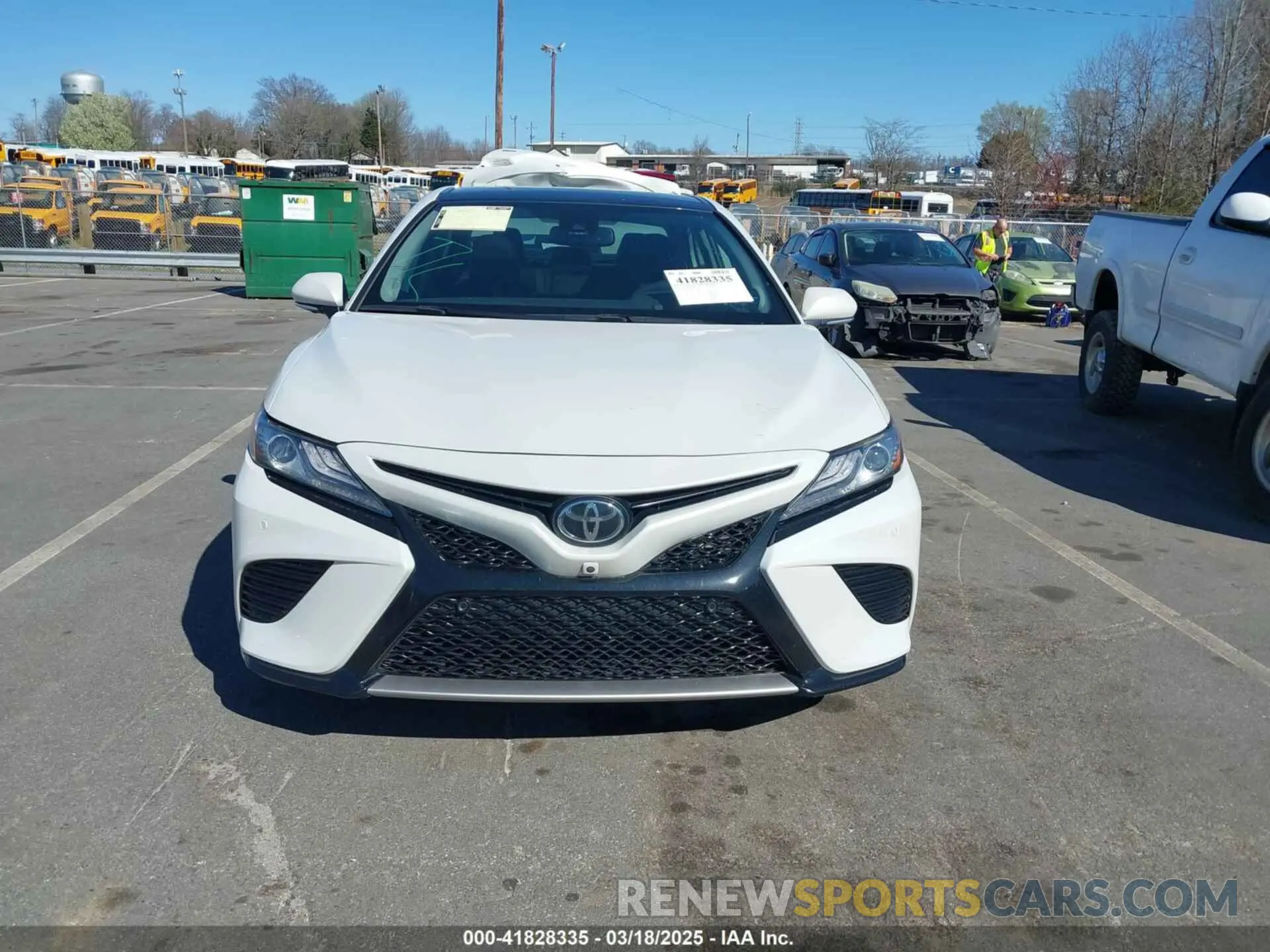 13 Photograph of a damaged car 4T1B61HK4KU298532 TOYOTA CAMRY 2019