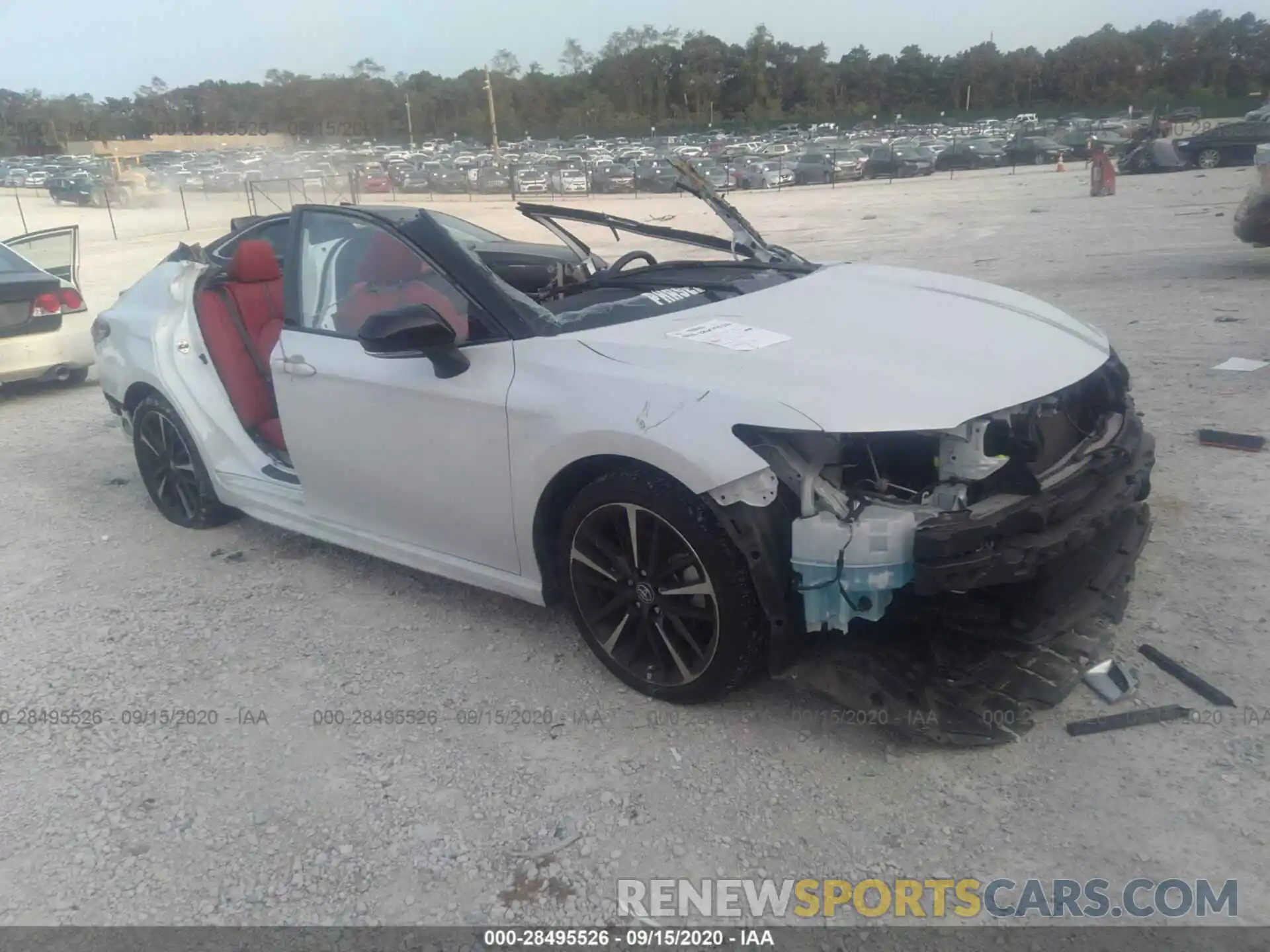 1 Photograph of a damaged car 4T1B61HK4KU299289 TOYOTA CAMRY 2019