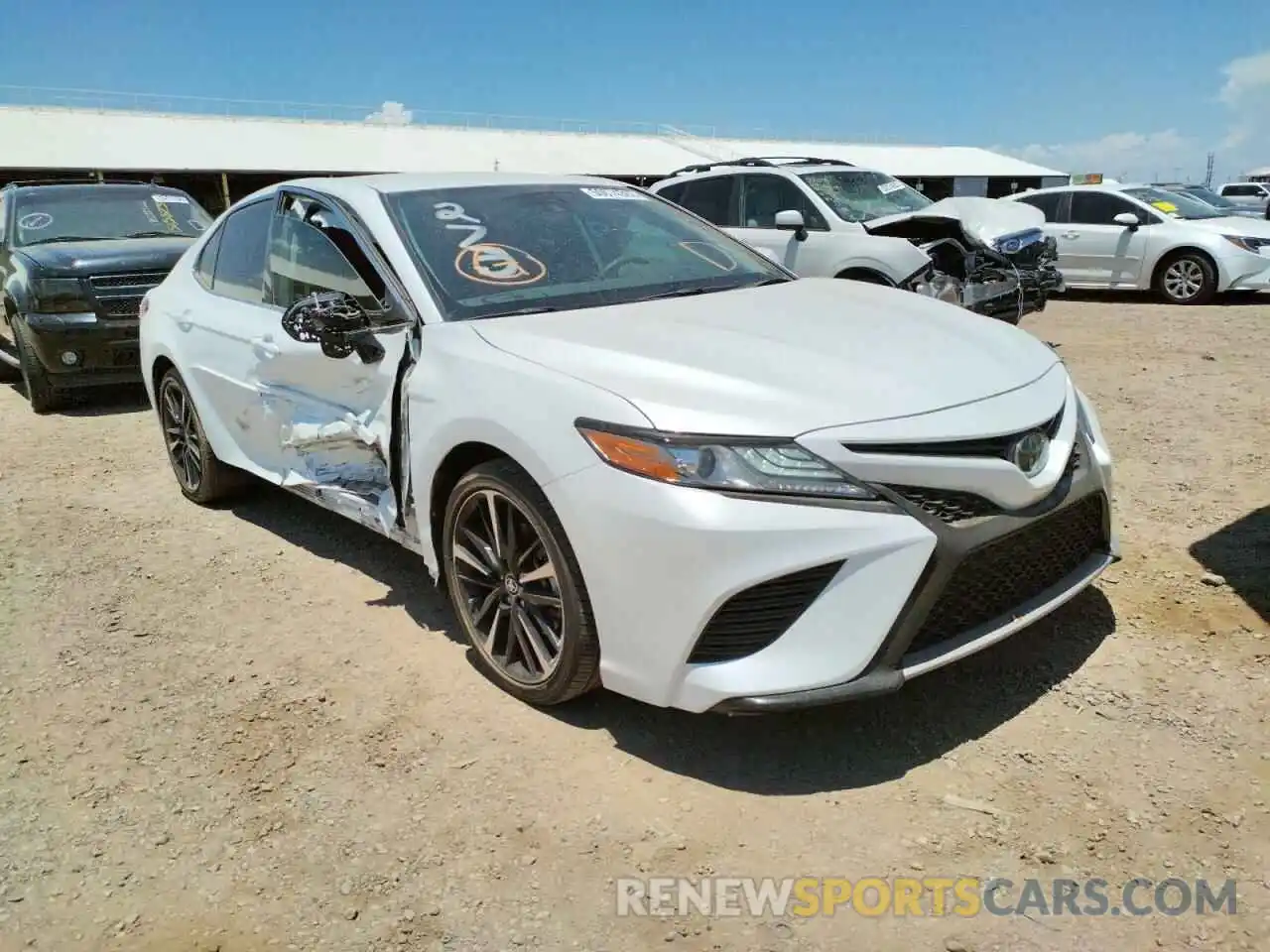 1 Photograph of a damaged car 4T1B61HK4KU299454 TOYOTA CAMRY 2019