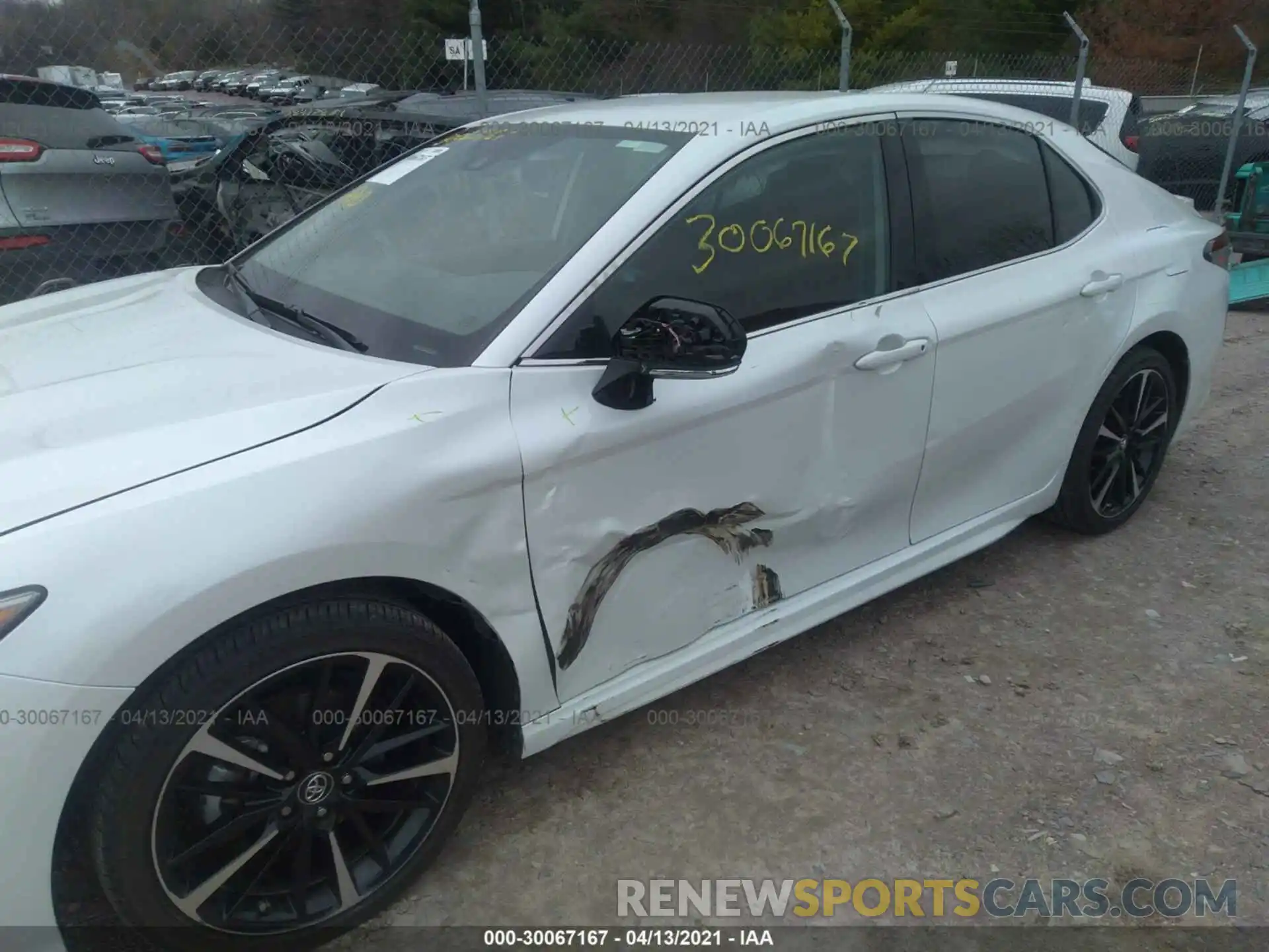 6 Photograph of a damaged car 4T1B61HK4KU688904 TOYOTA CAMRY 2019