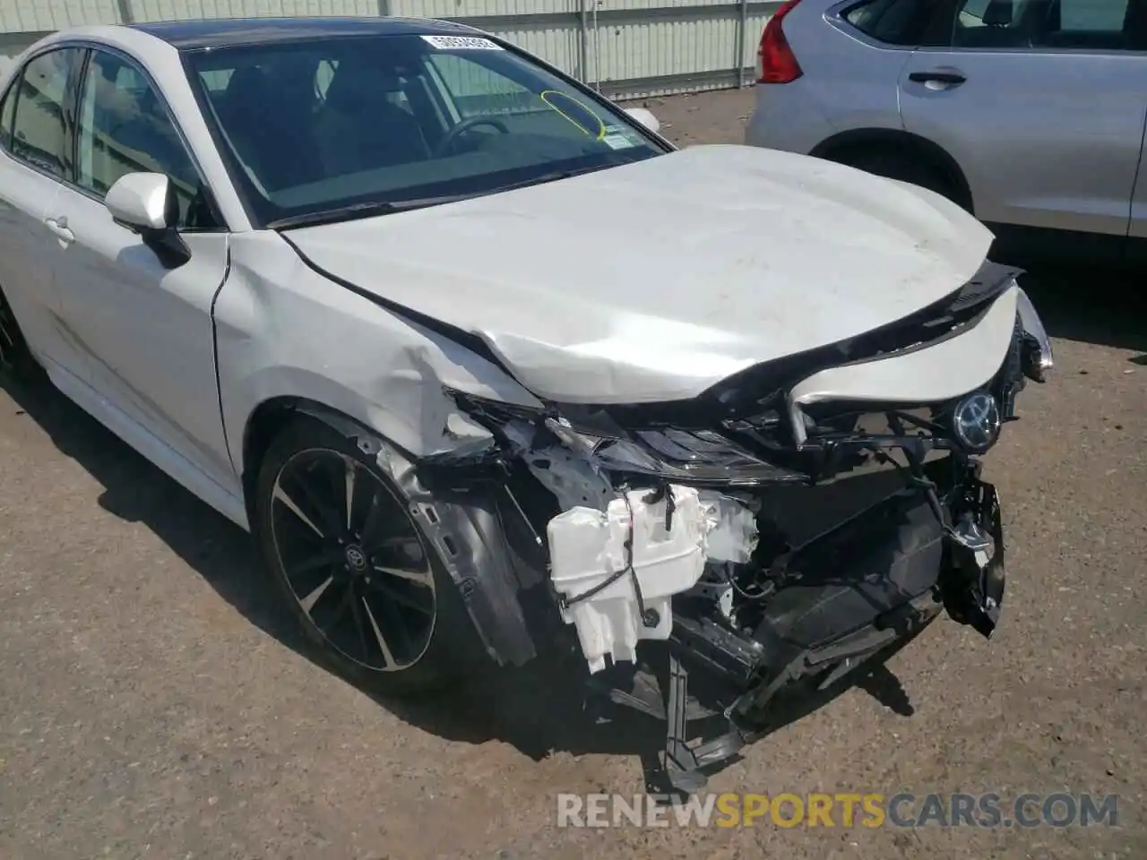 9 Photograph of a damaged car 4T1B61HK4KU696808 TOYOTA CAMRY 2019