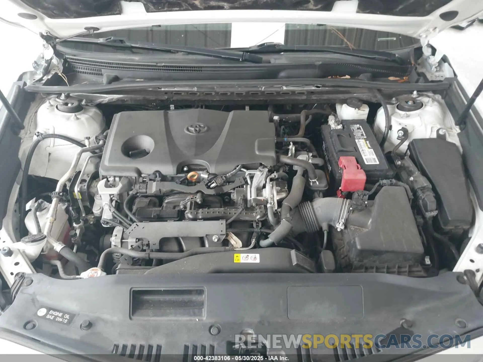 10 Photograph of a damaged car 4T1B61HK4KU749152 TOYOTA CAMRY 2019