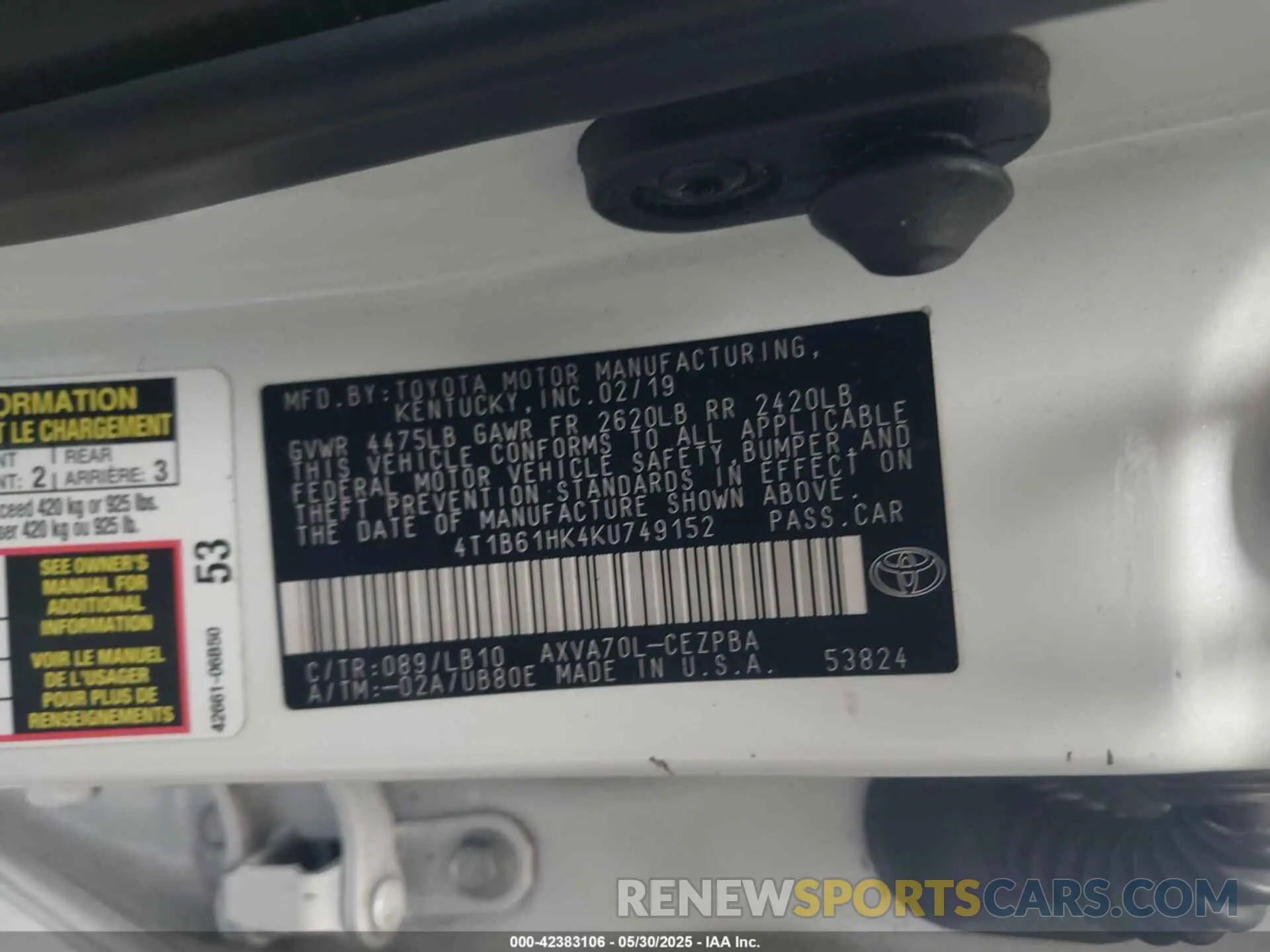 9 Photograph of a damaged car 4T1B61HK4KU749152 TOYOTA CAMRY 2019