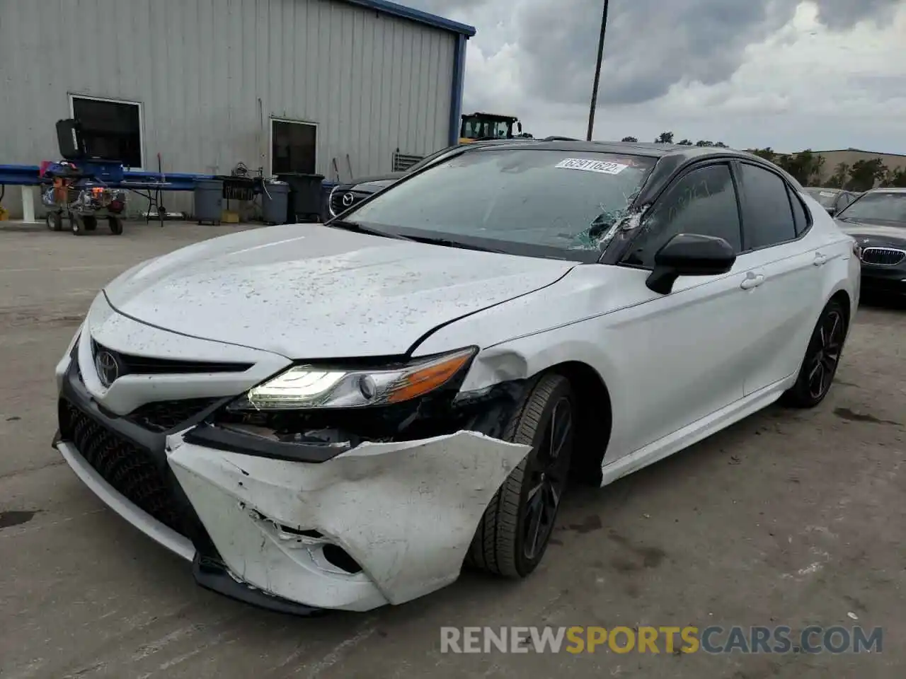 2 Photograph of a damaged car 4T1B61HK4KU759809 TOYOTA CAMRY 2019