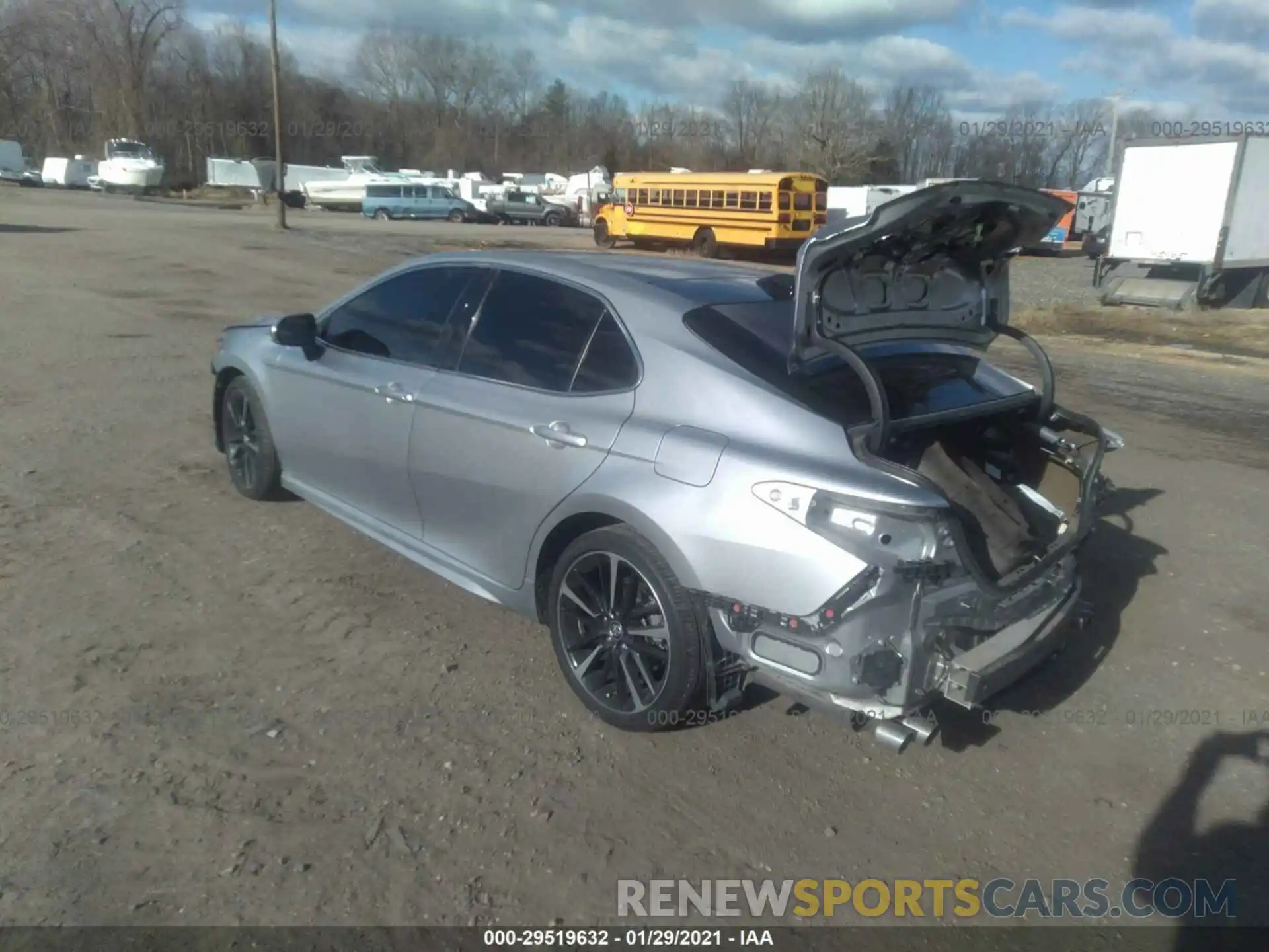 3 Photograph of a damaged car 4T1B61HK5KU167268 TOYOTA CAMRY 2019