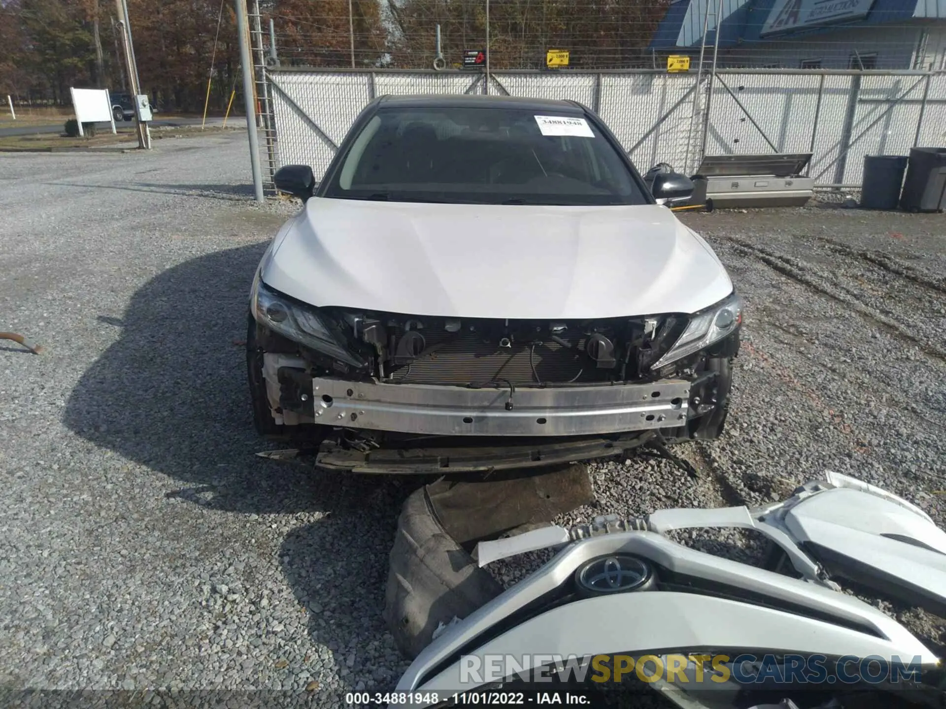 6 Photograph of a damaged car 4T1B61HK5KU177556 TOYOTA CAMRY 2019