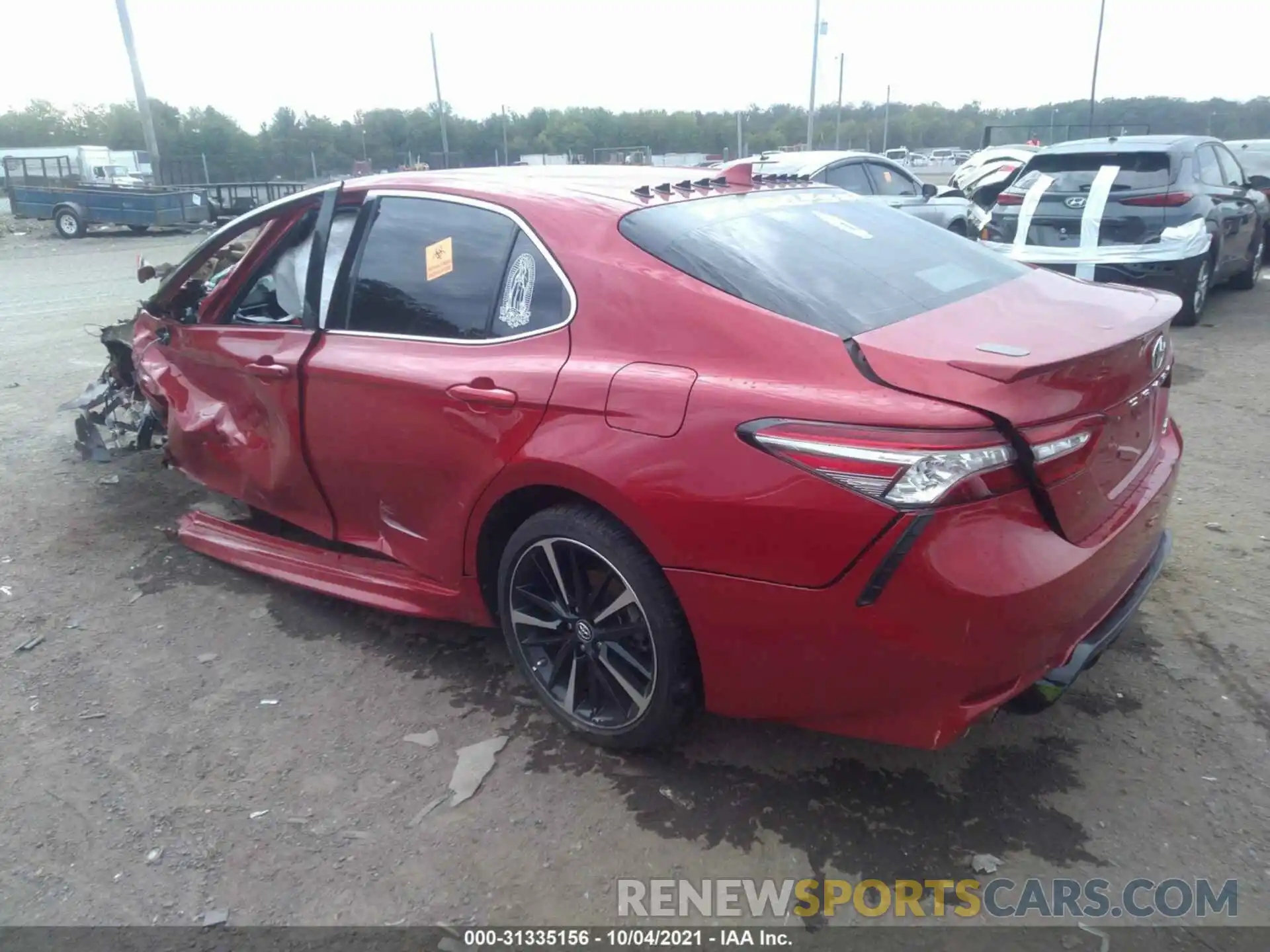 3 Photograph of a damaged car 4T1B61HK5KU185138 TOYOTA CAMRY 2019