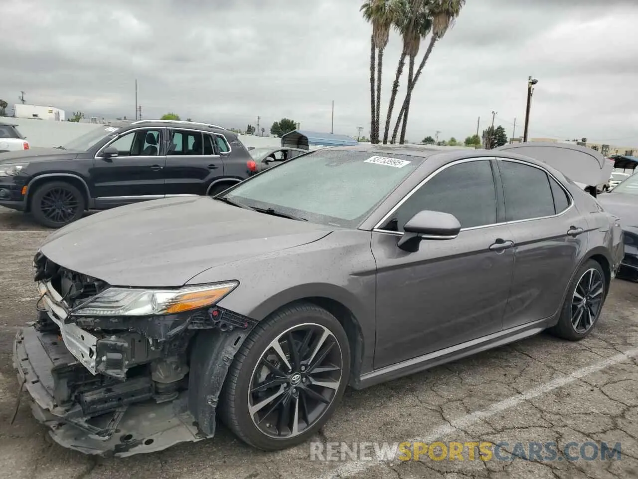 1 Photograph of a damaged car 4T1B61HK5KU220194 TOYOTA CAMRY 2019