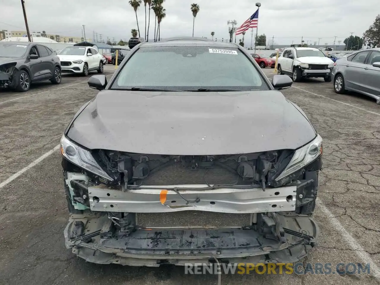 5 Photograph of a damaged car 4T1B61HK5KU220194 TOYOTA CAMRY 2019