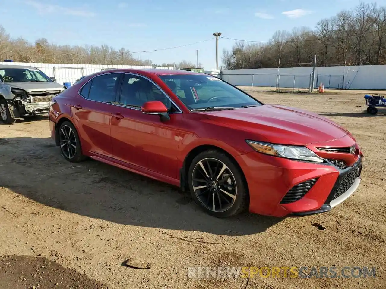 4 Photograph of a damaged car 4T1B61HK5KU257505 TOYOTA CAMRY 2019