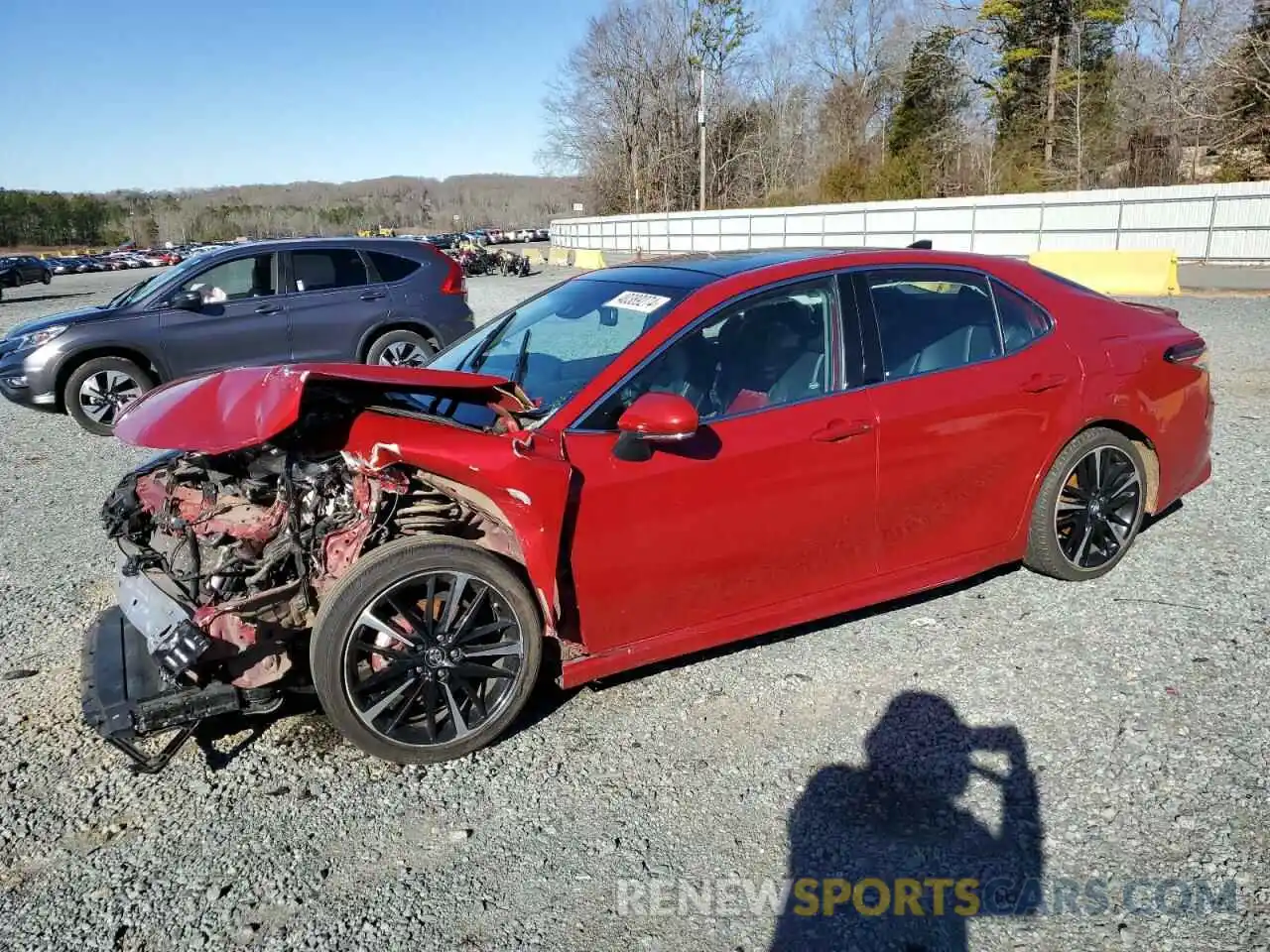 1 Photograph of a damaged car 4T1B61HK5KU269895 TOYOTA CAMRY 2019