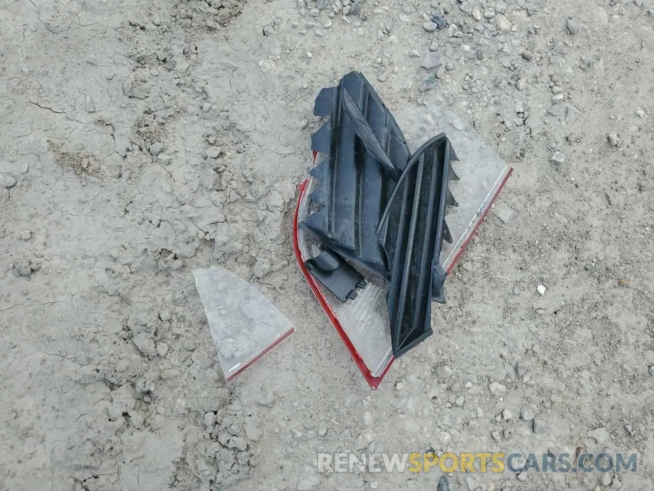 13 Photograph of a damaged car 4T1B61HK5KU280203 TOYOTA CAMRY 2019