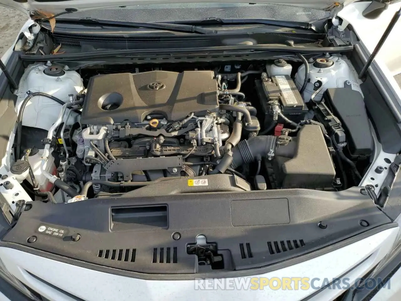 11 Photograph of a damaged car 4T1B61HK5KU281884 TOYOTA CAMRY 2019