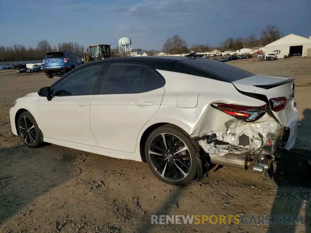 2 Photograph of a damaged car 4T1B61HK5KU281884 TOYOTA CAMRY 2019
