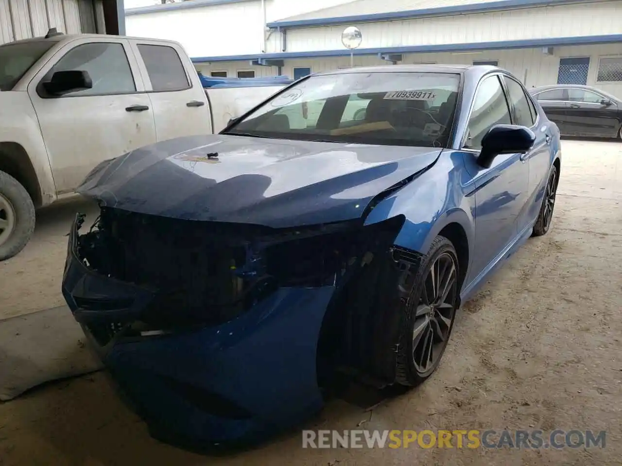 2 Photograph of a damaged car 4T1B61HK5KU284963 TOYOTA CAMRY 2019