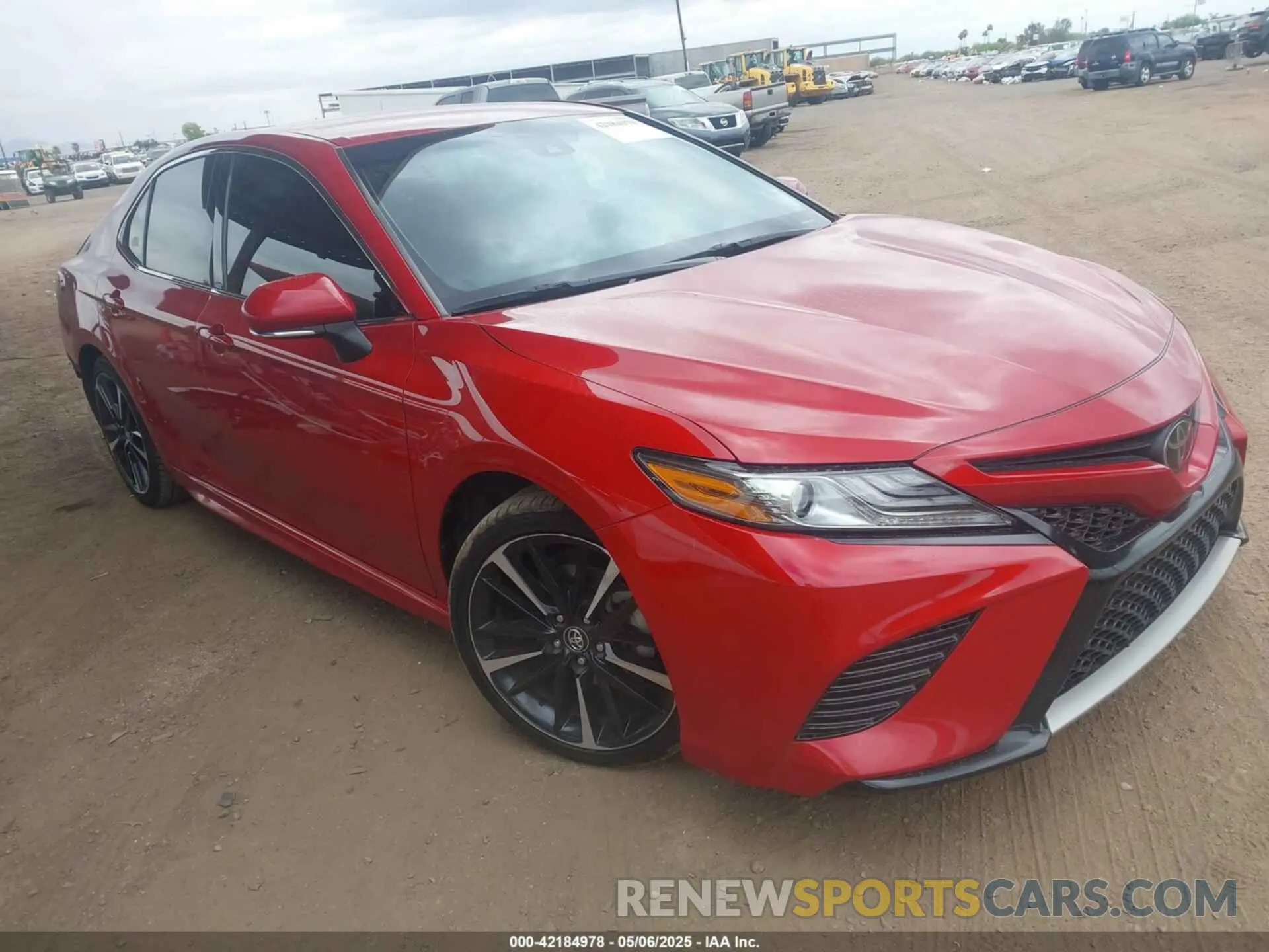 1 Photograph of a damaged car 4T1B61HK5KU288320 TOYOTA CAMRY 2019