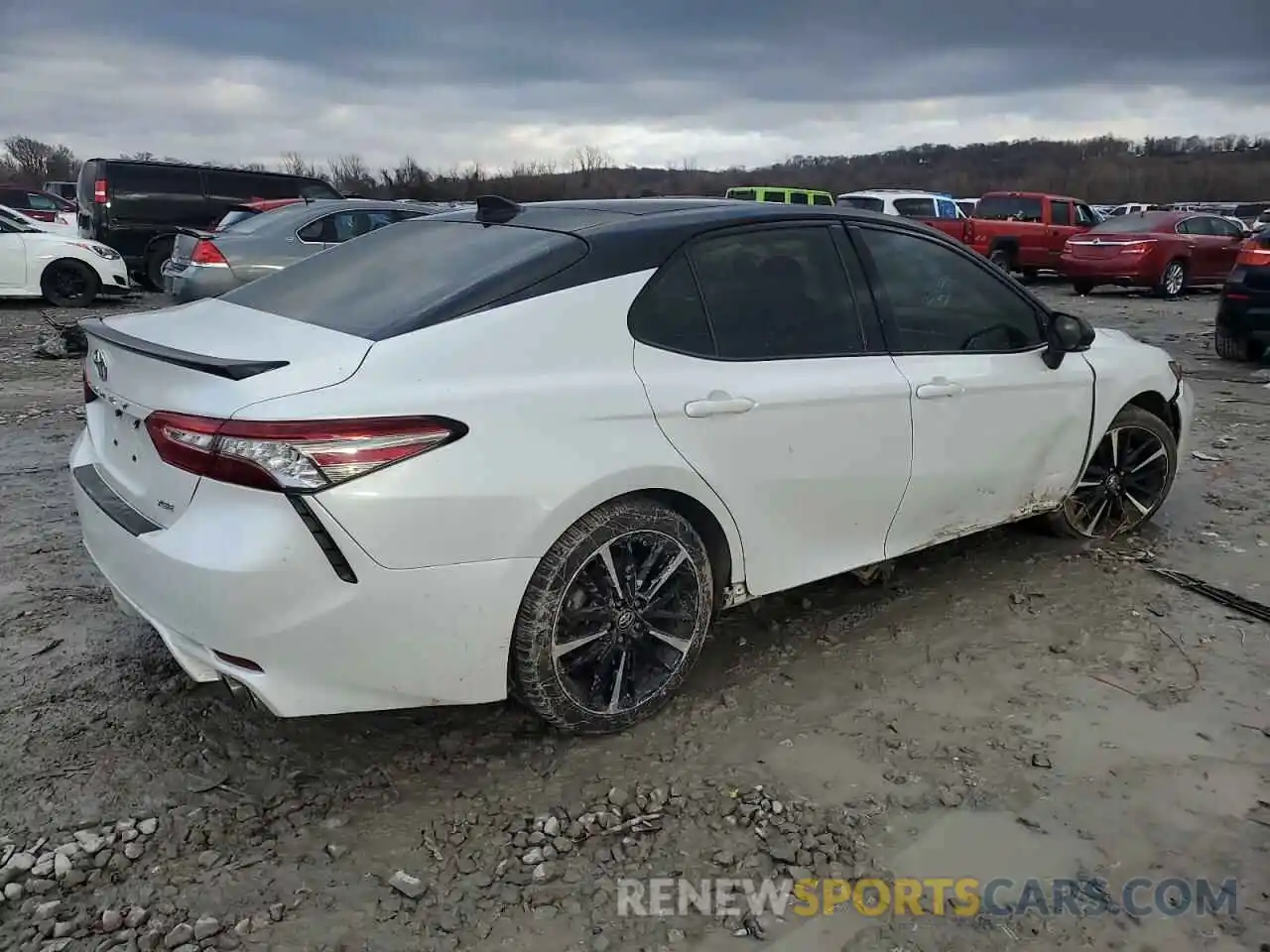 3 Photograph of a damaged car 4T1B61HK5KU296983 TOYOTA CAMRY 2019