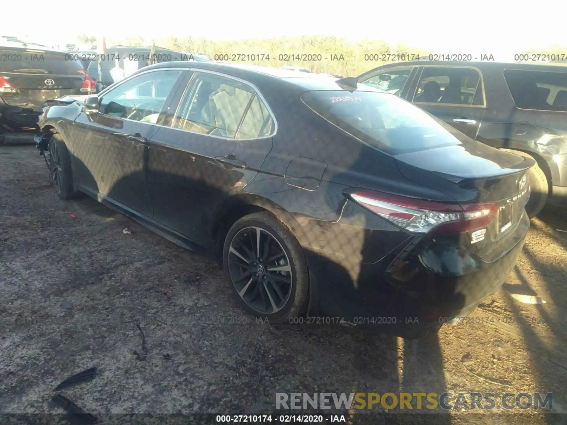 3 Photograph of a damaged car 4T1B61HK5KU298233 TOYOTA CAMRY 2019