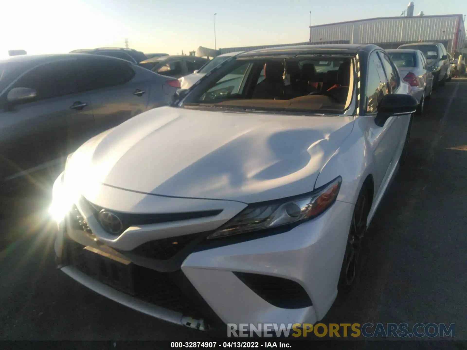 6 Photograph of a damaged car 4T1B61HK5KU299463 TOYOTA CAMRY 2019