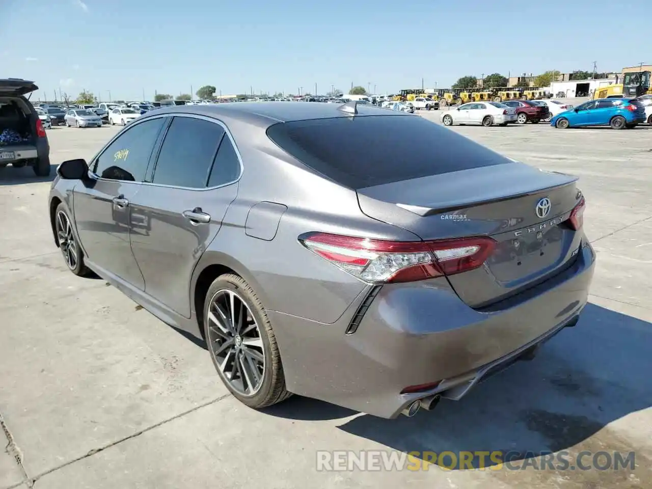 3 Photograph of a damaged car 4T1B61HK5KU710828 TOYOTA CAMRY 2019