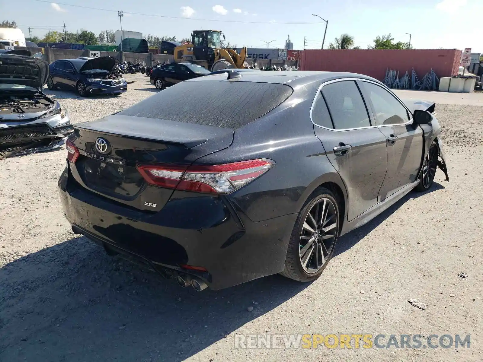 4 Photograph of a damaged car 4T1B61HK5KU730609 TOYOTA CAMRY 2019