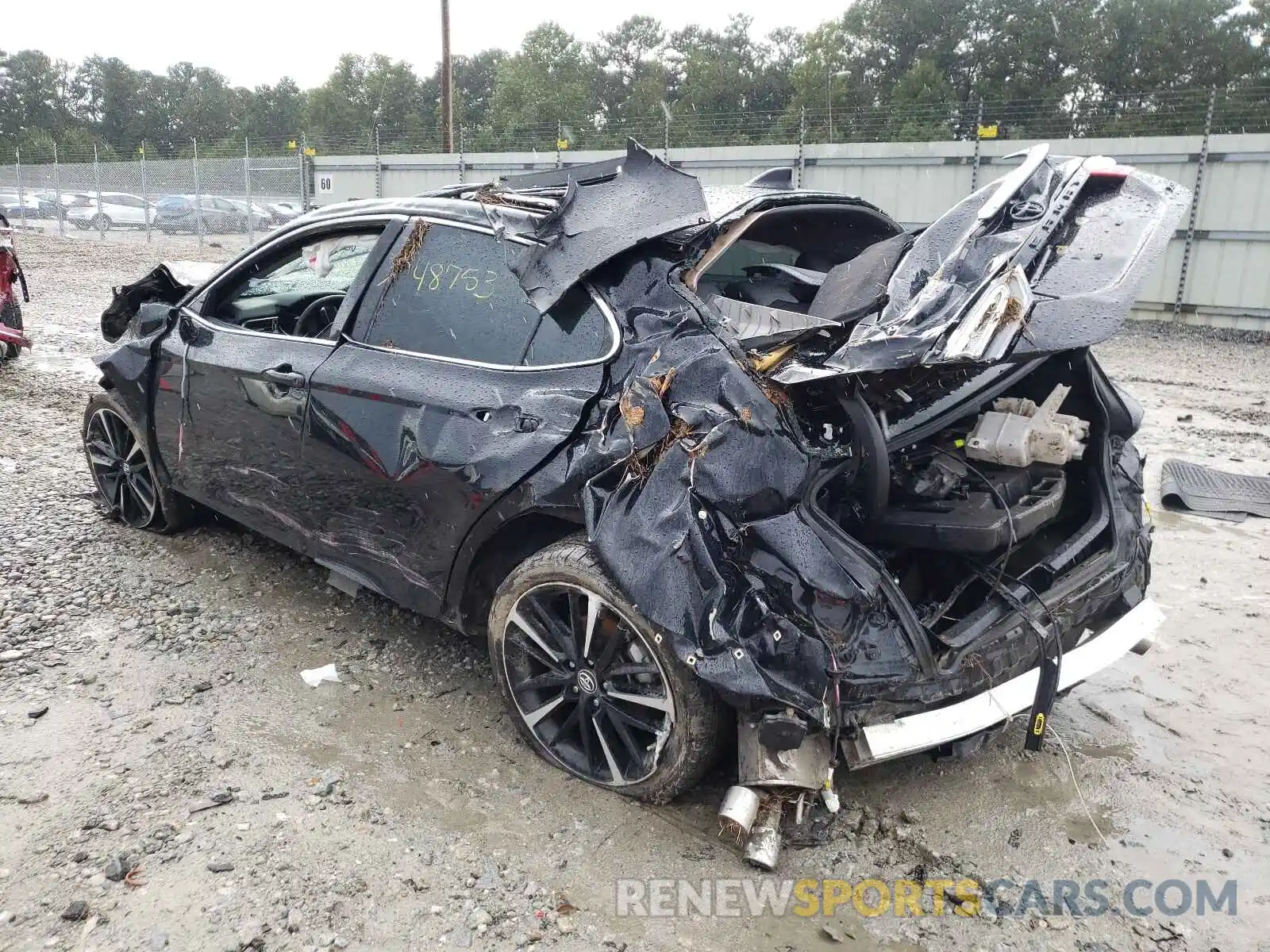 3 Photograph of a damaged car 4T1B61HK5KU740752 TOYOTA CAMRY 2019