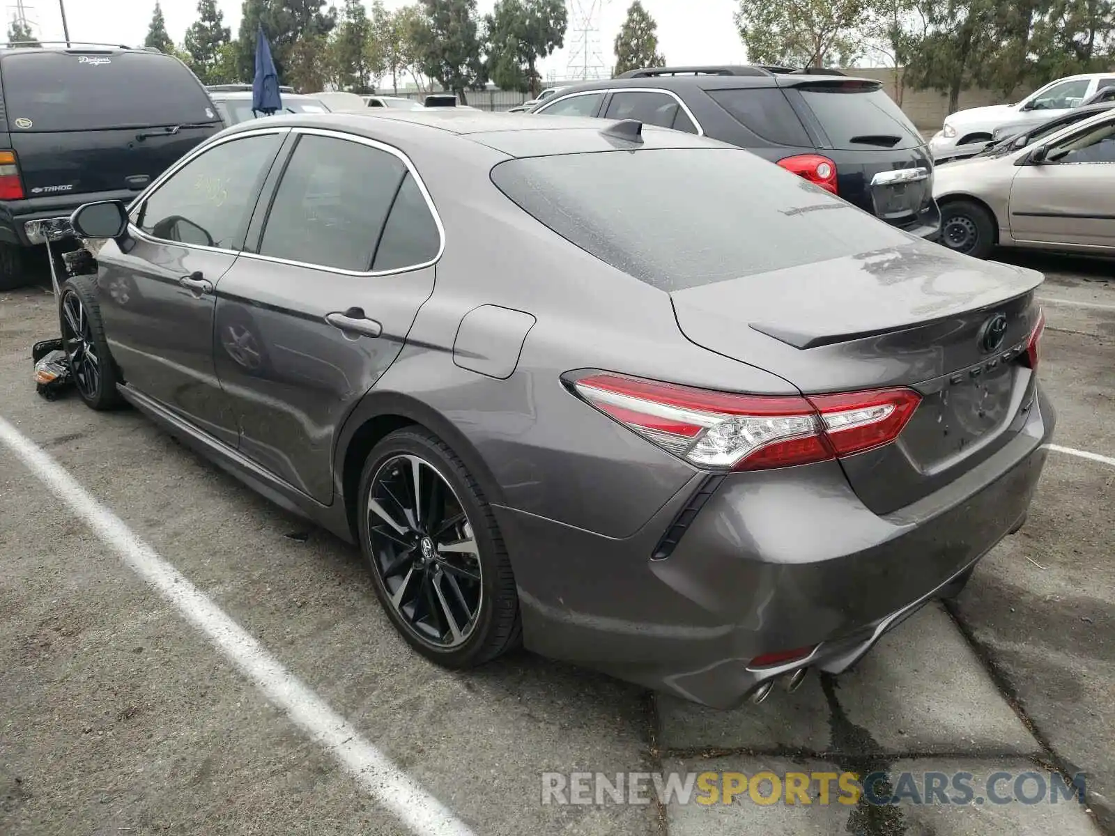 3 Photograph of a damaged car 4T1B61HK5KU754294 TOYOTA CAMRY 2019