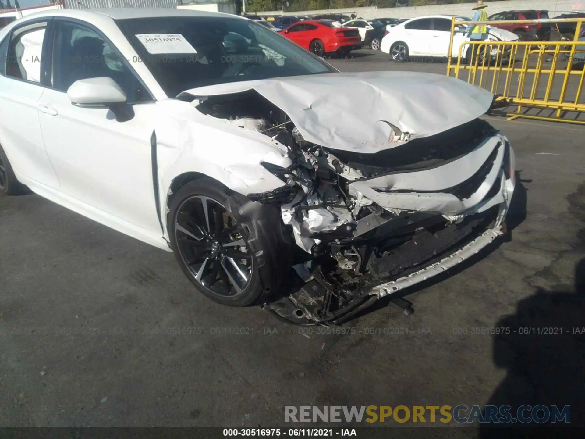 6 Photograph of a damaged car 4T1B61HK5KU769037 TOYOTA CAMRY 2019