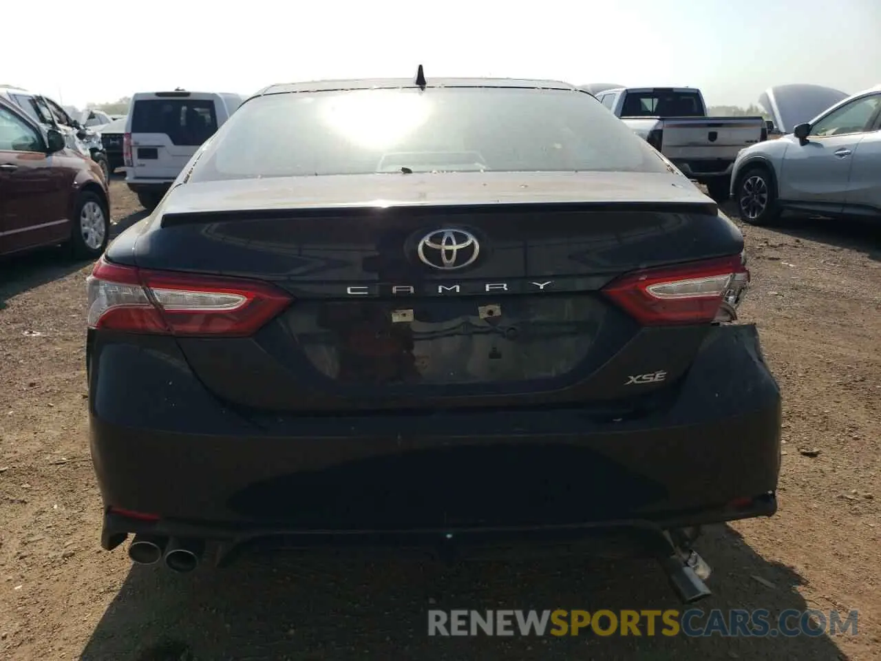 6 Photograph of a damaged car 4T1B61HK5KU782029 TOYOTA CAMRY 2019