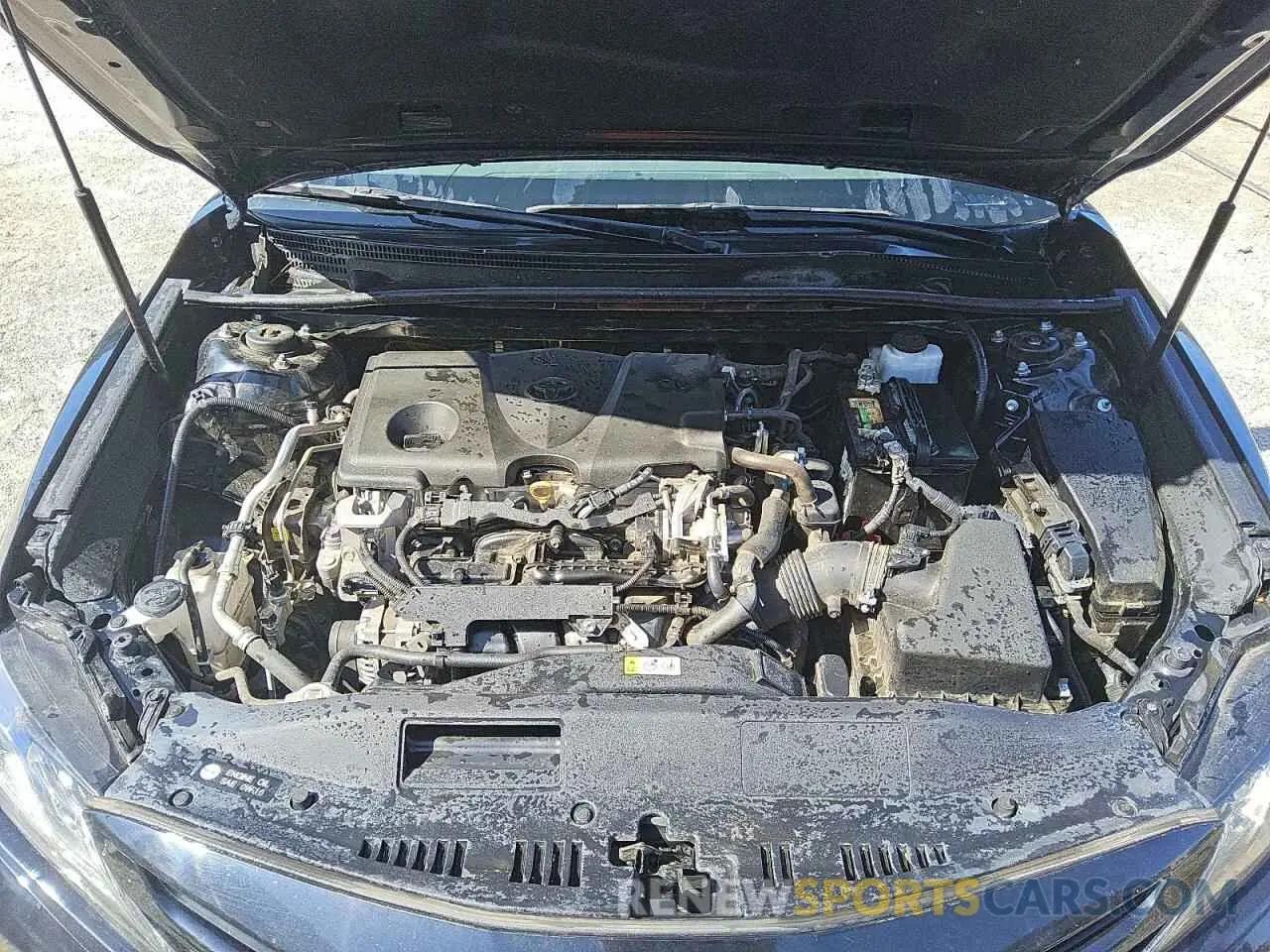 11 Photograph of a damaged car 4T1B61HK5KU799428 TOYOTA CAMRY 2019