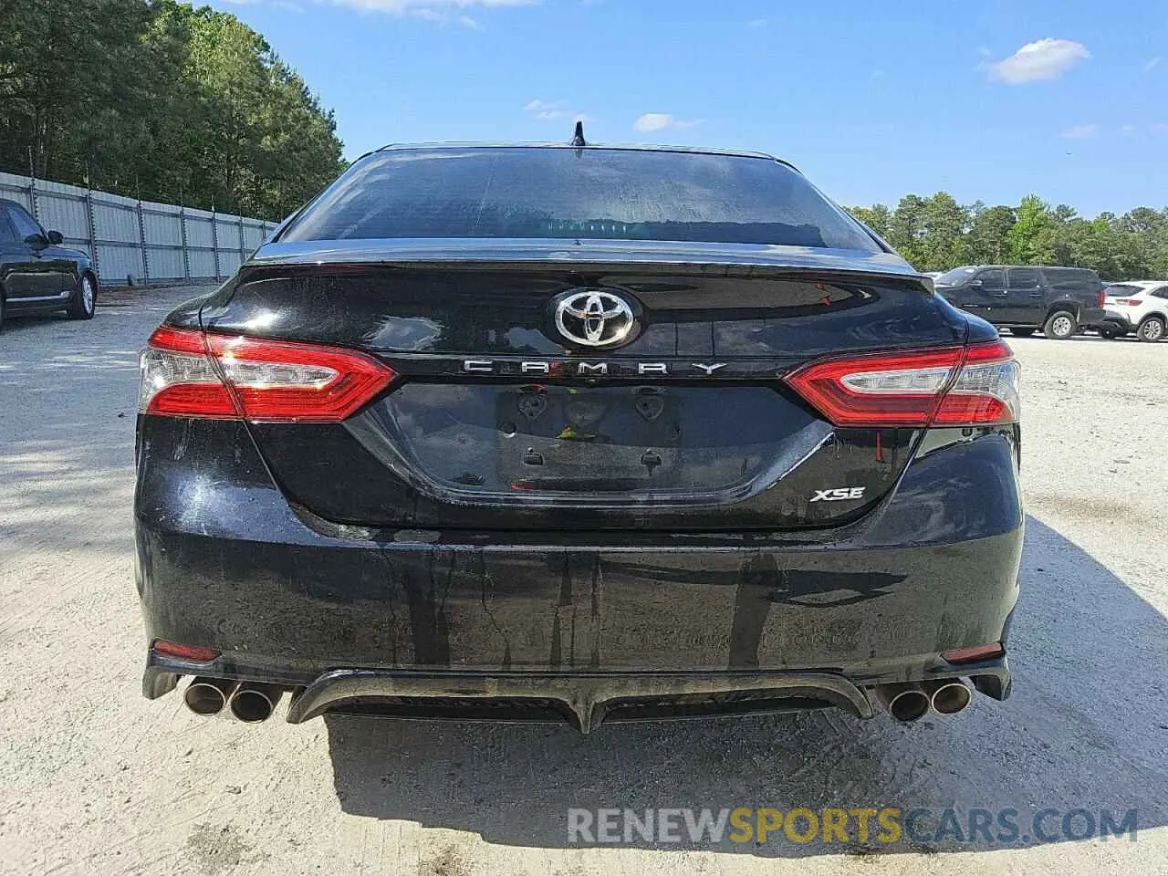 6 Photograph of a damaged car 4T1B61HK5KU799428 TOYOTA CAMRY 2019