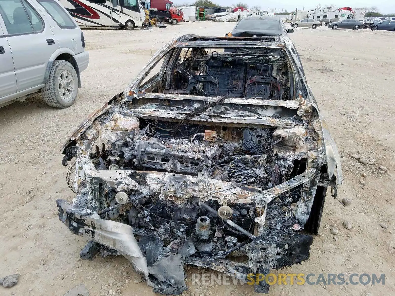 9 Photograph of a damaged car 4T1B61HK5KU805471 TOYOTA CAMRY 2019