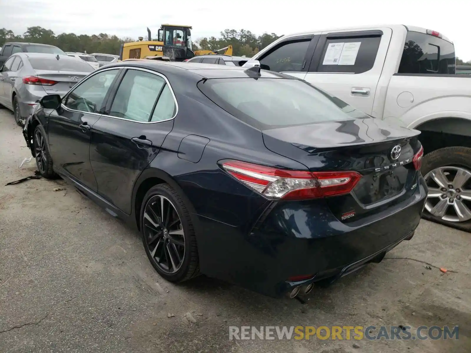 3 Photograph of a damaged car 4T1B61HK5KU807060 TOYOTA CAMRY 2019