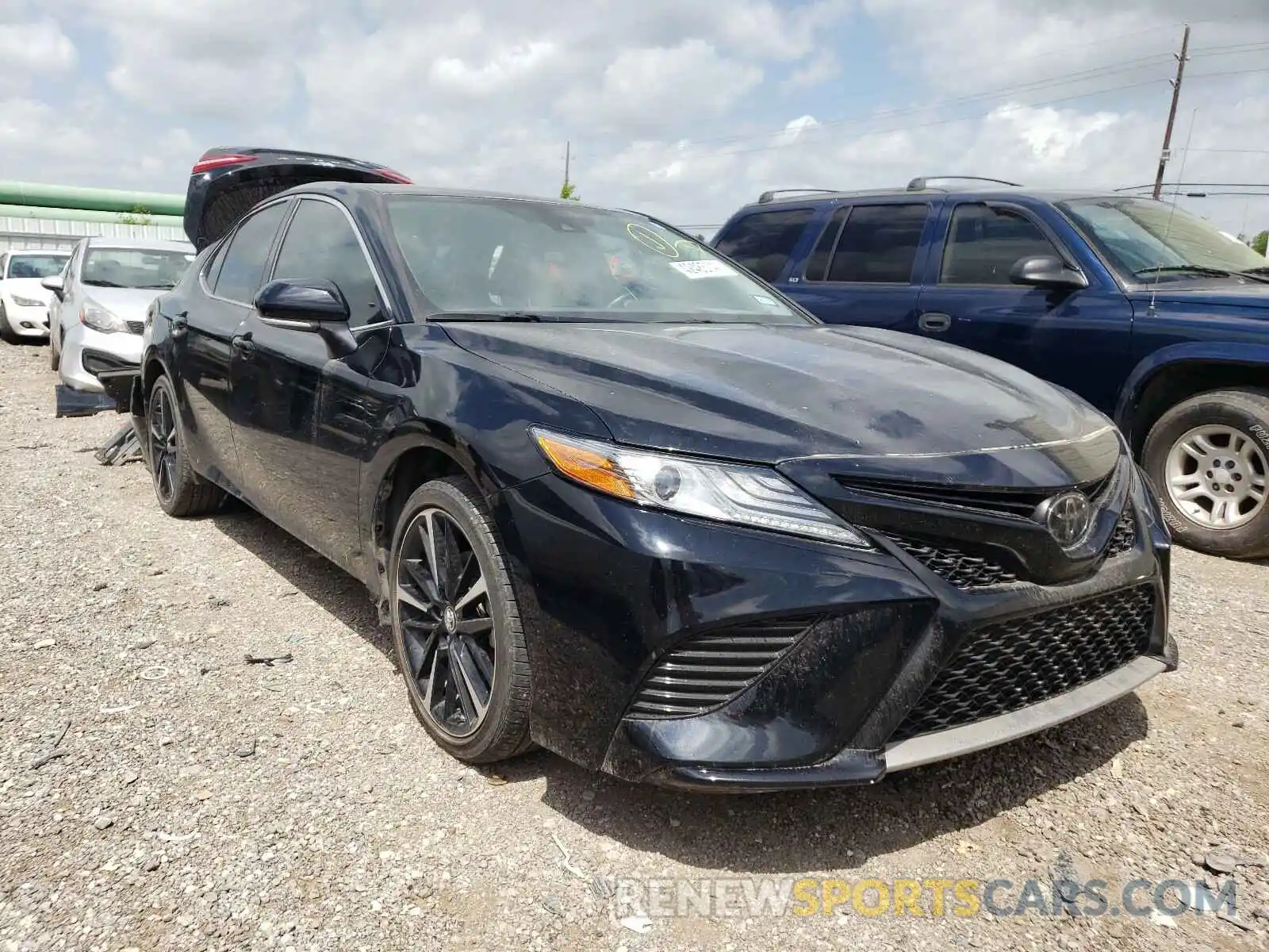 1 Photograph of a damaged car 4T1B61HK5KU817135 TOYOTA CAMRY 2019