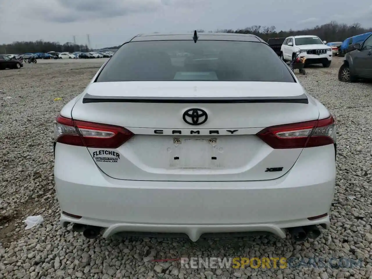 6 Photograph of a damaged car 4T1B61HK5KU820133 TOYOTA CAMRY 2019