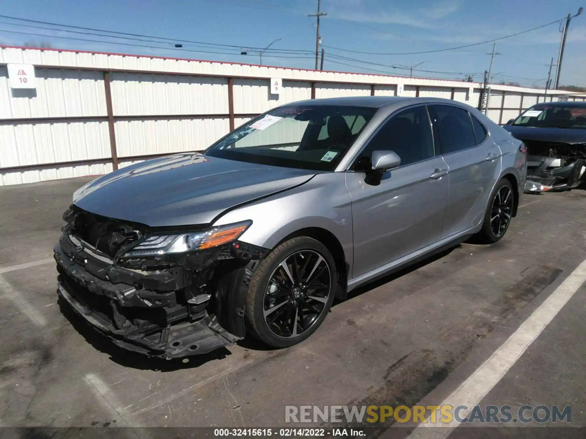 2 Photograph of a damaged car 4T1B61HK5KU821234 TOYOTA CAMRY 2019