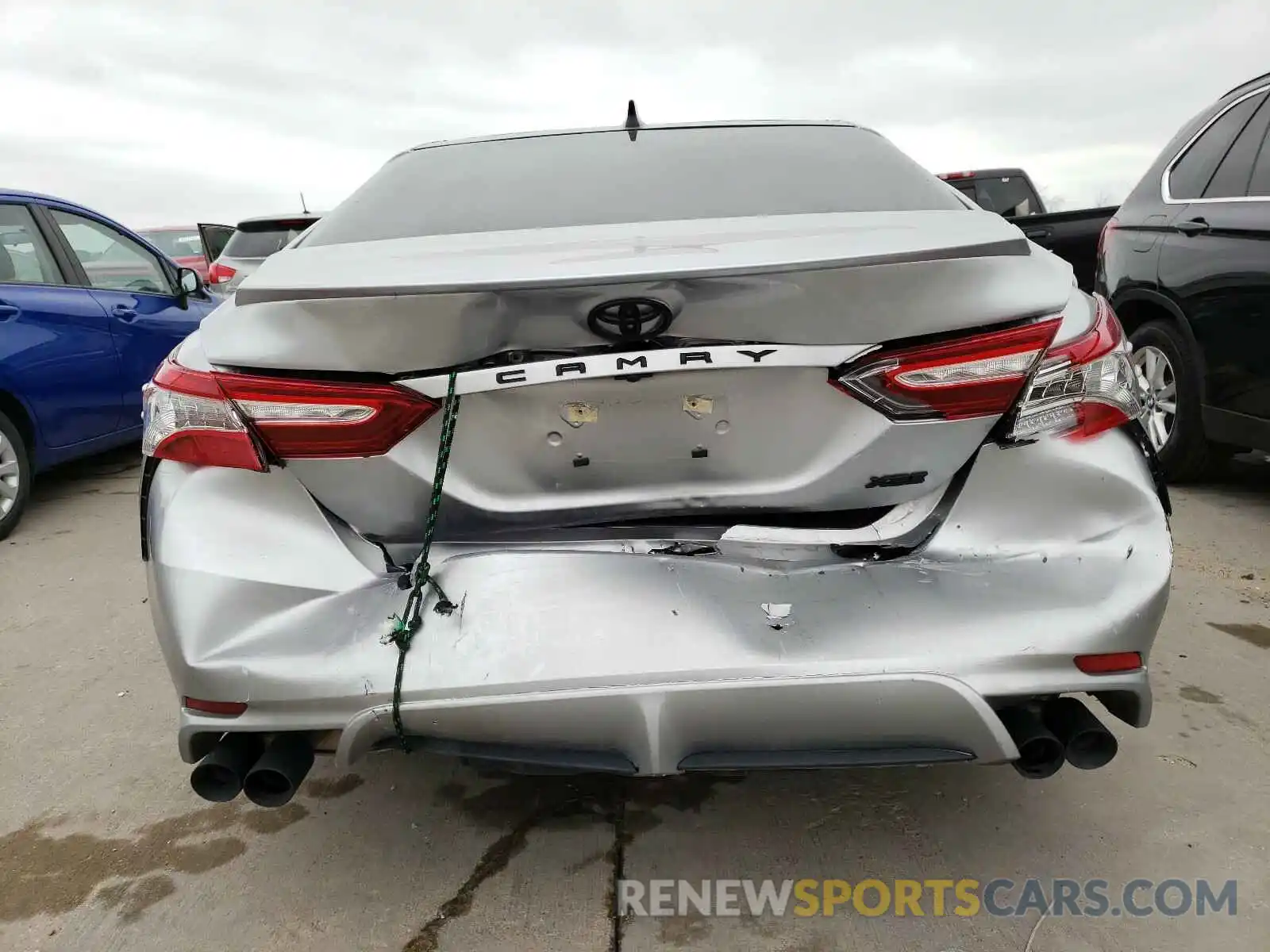 9 Photograph of a damaged car 4T1B61HK5KU846859 TOYOTA CAMRY 2019