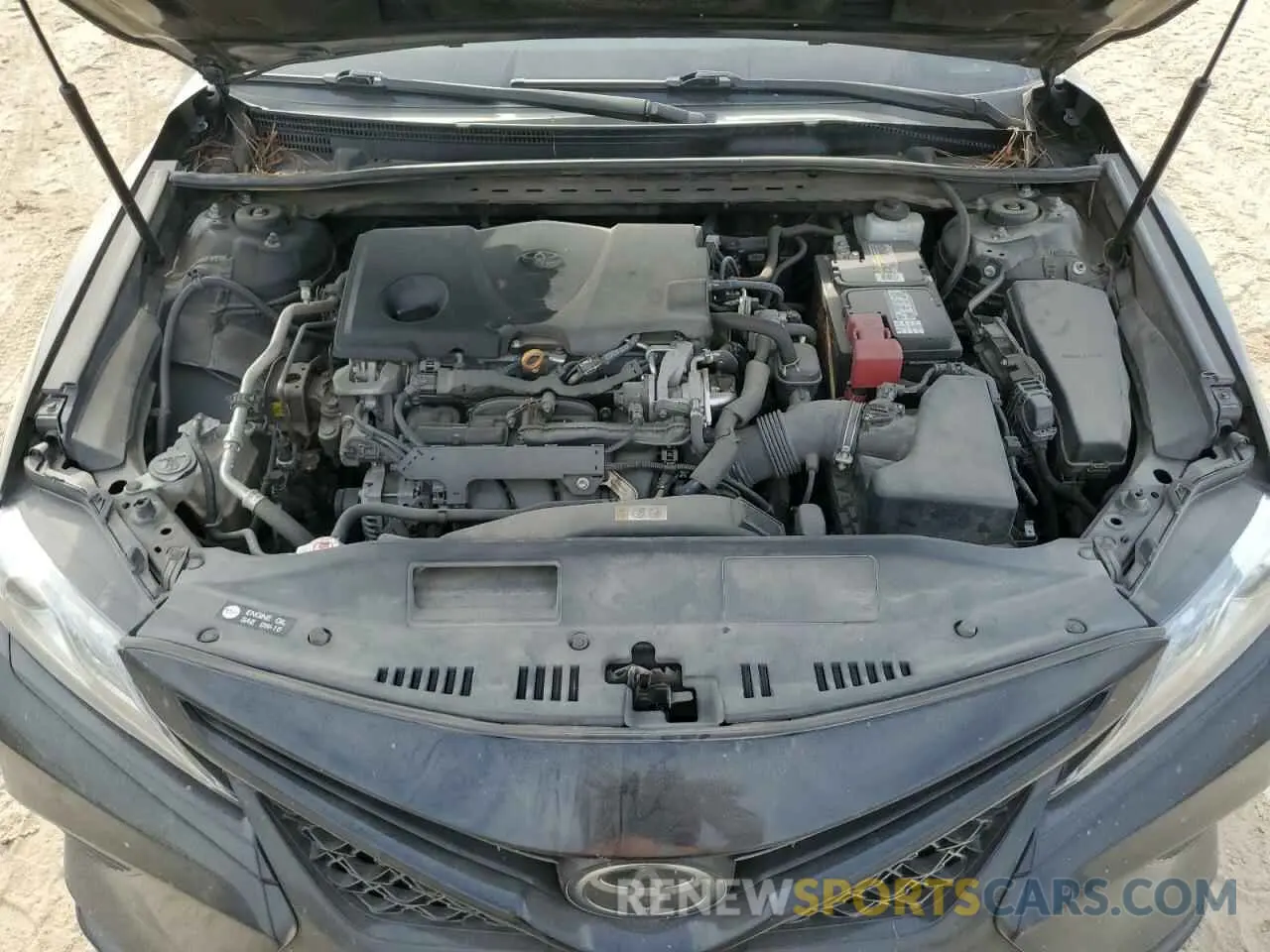 11 Photograph of a damaged car 4T1B61HK6KU207888 TOYOTA CAMRY 2019