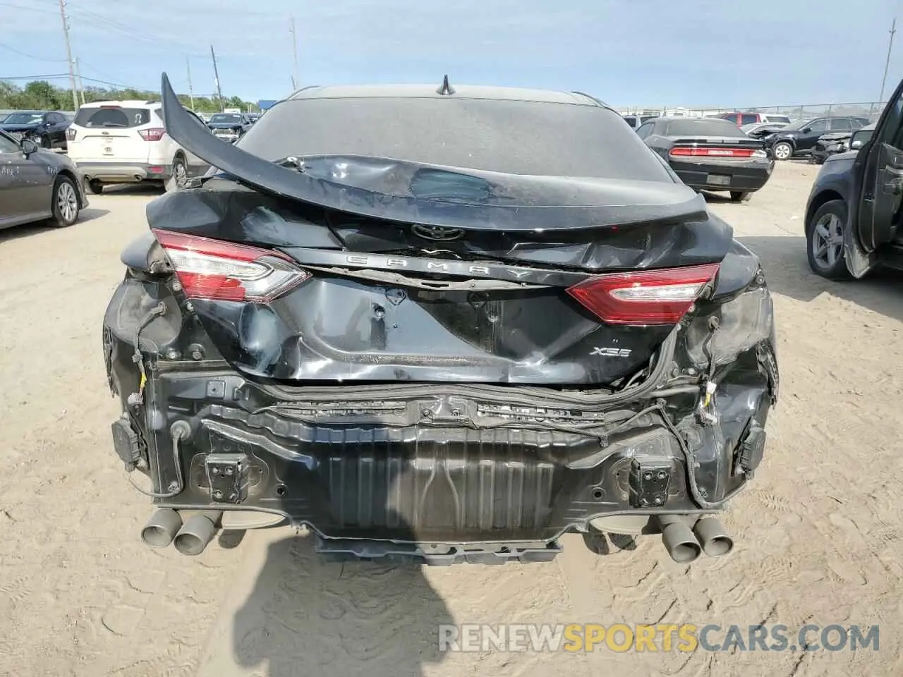 6 Photograph of a damaged car 4T1B61HK6KU207888 TOYOTA CAMRY 2019