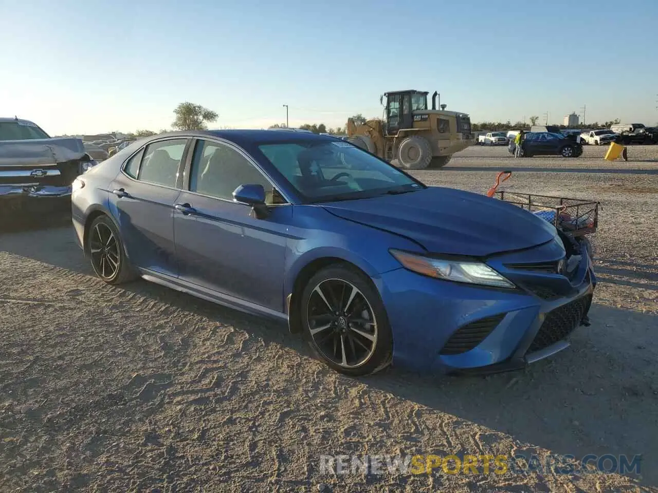 4 Photograph of a damaged car 4T1B61HK6KU208569 TOYOTA CAMRY 2019