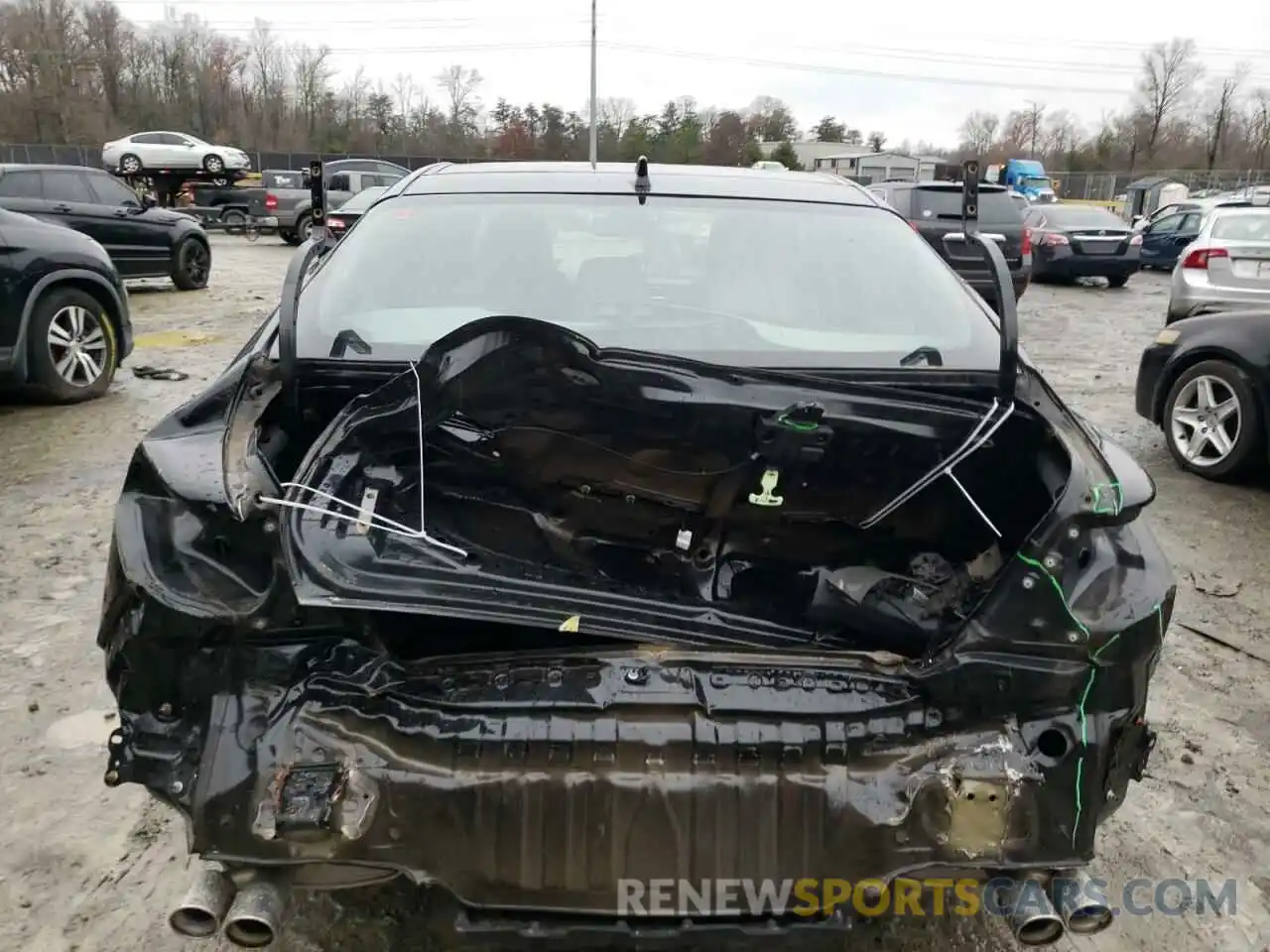 6 Photograph of a damaged car 4T1B61HK6KU210662 TOYOTA CAMRY 2019