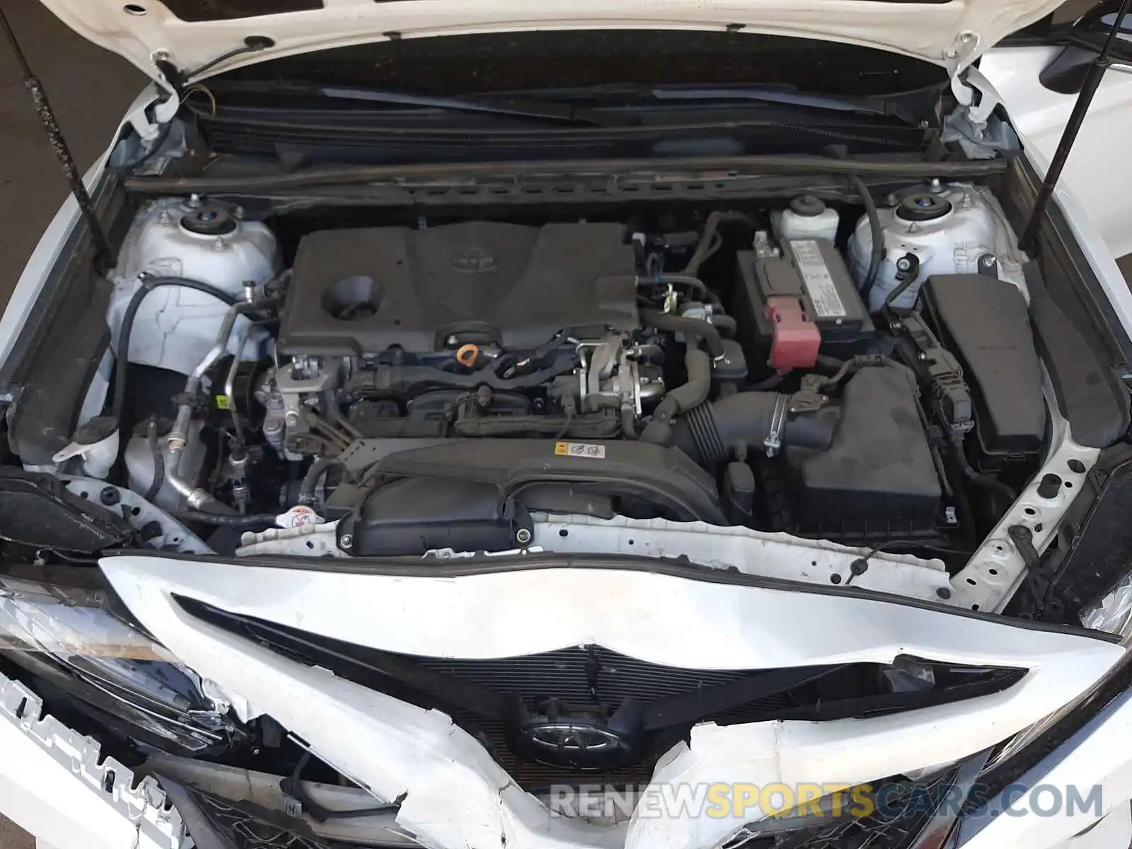 7 Photograph of a damaged car 4T1B61HK6KU213397 TOYOTA CAMRY 2019