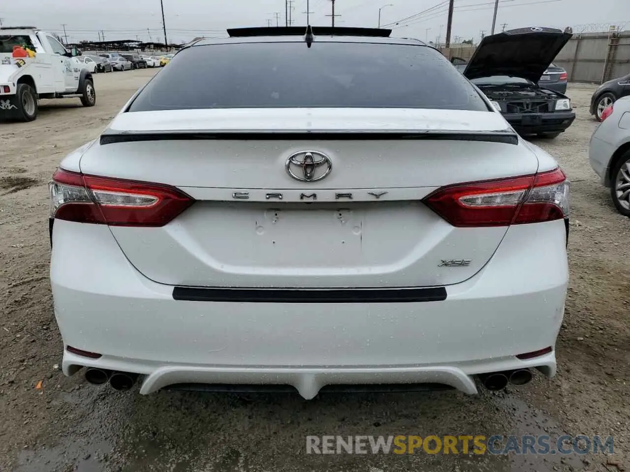 6 Photograph of a damaged car 4T1B61HK6KU259232 TOYOTA CAMRY 2019