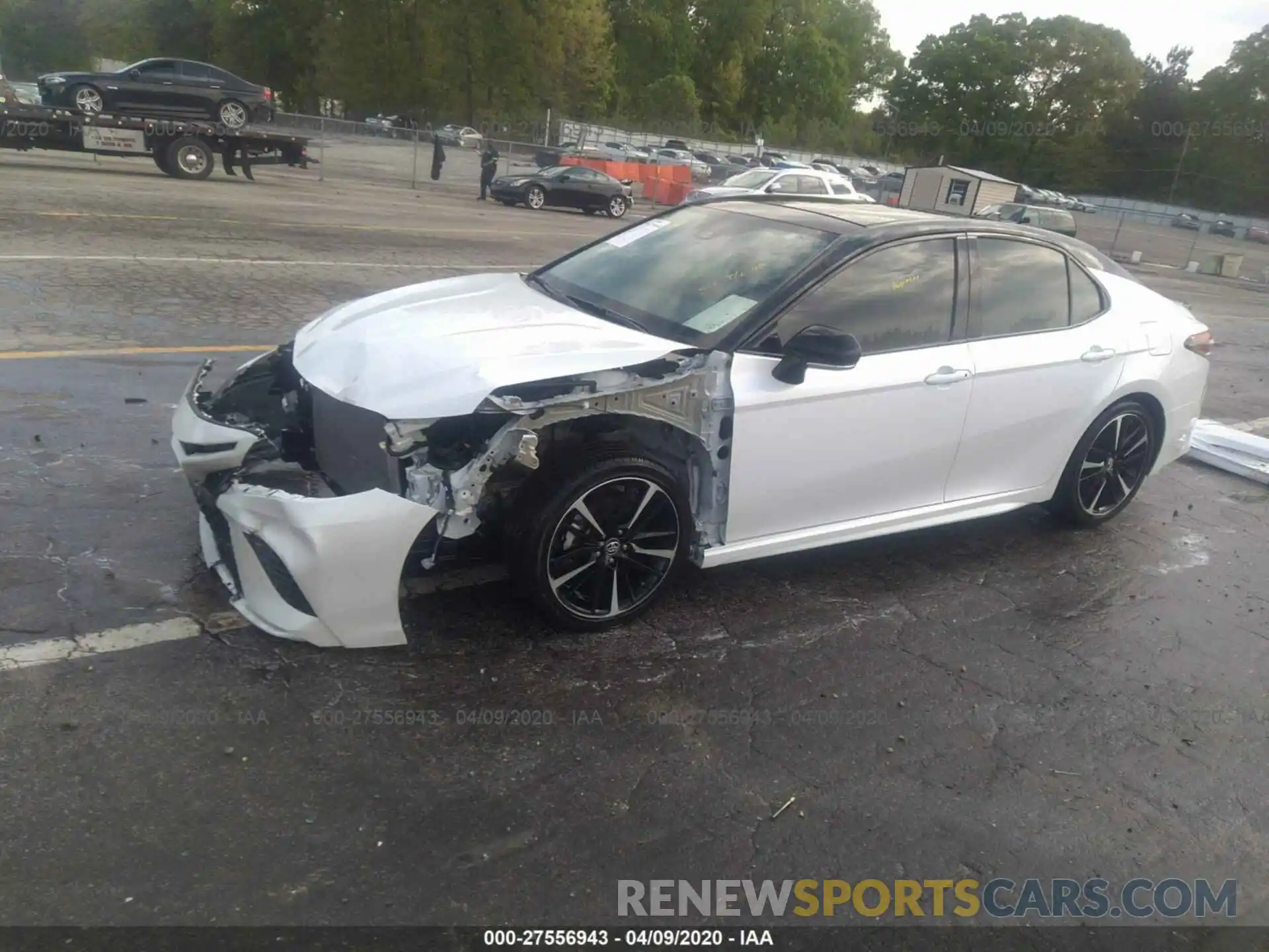 2 Photograph of a damaged car 4T1B61HK6KU271476 TOYOTA CAMRY 2019