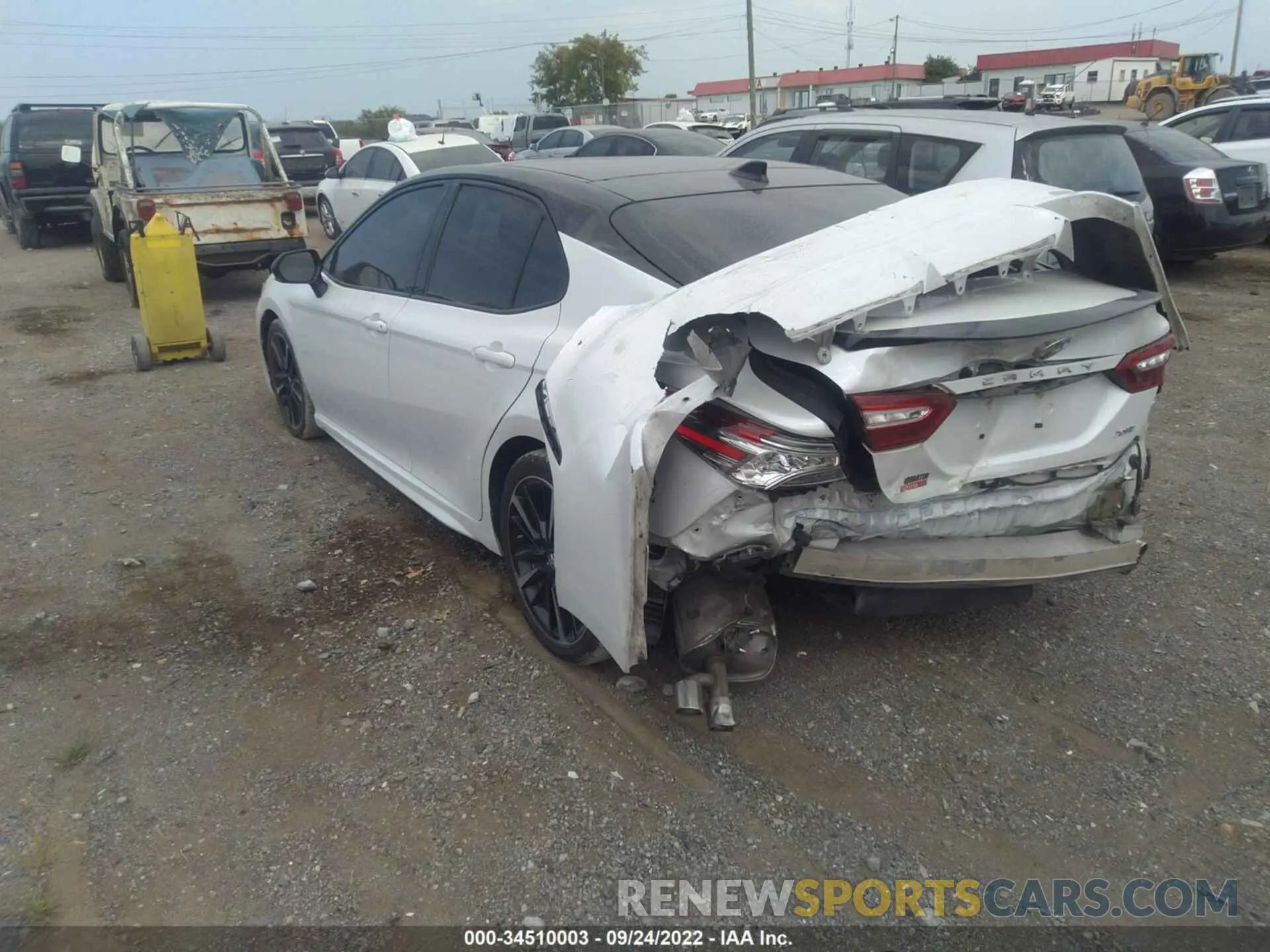 3 Photograph of a damaged car 4T1B61HK6KU298225 TOYOTA CAMRY 2019