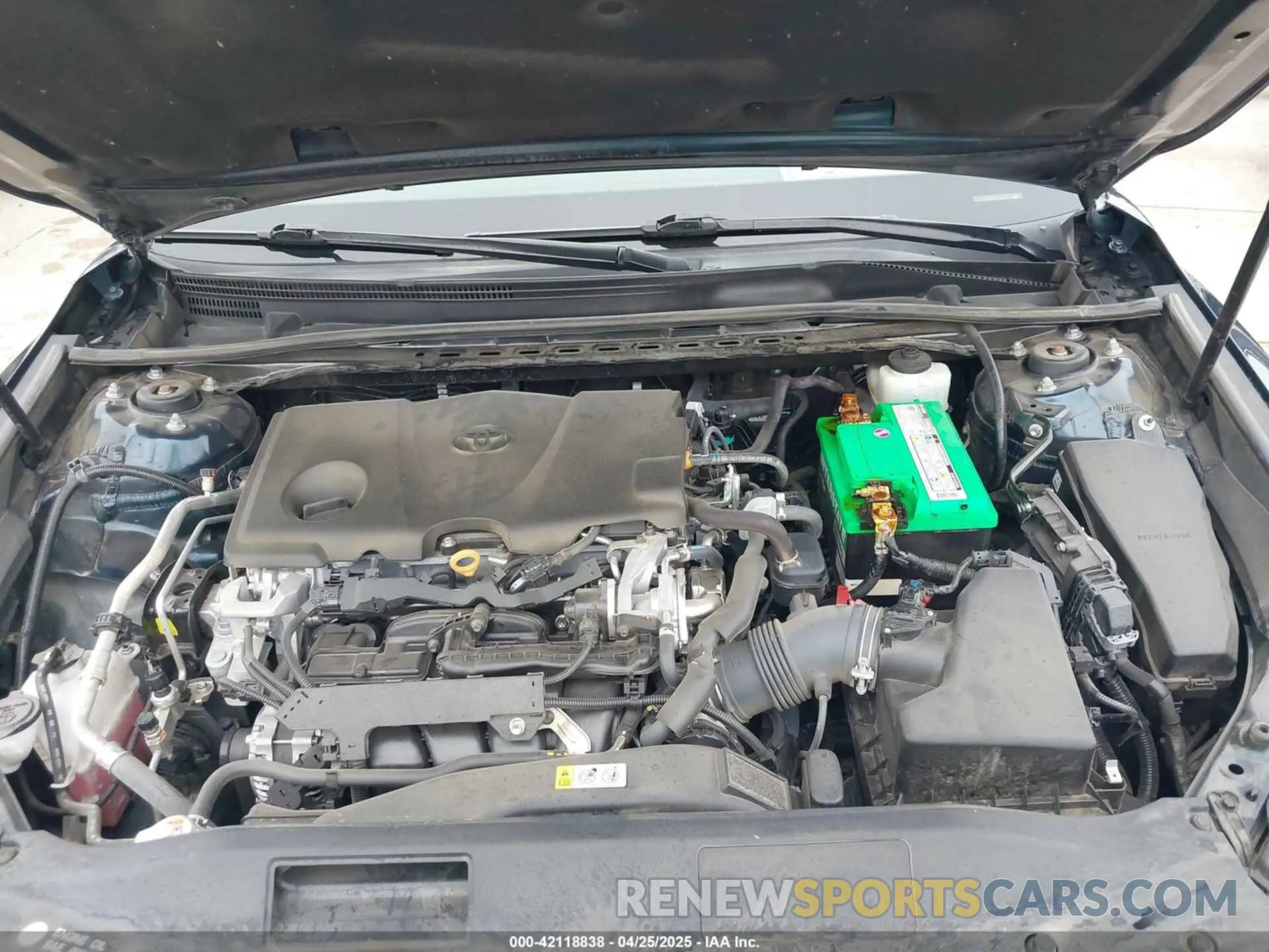 10 Photograph of a damaged car 4T1B61HK6KU298628 TOYOTA CAMRY 2019