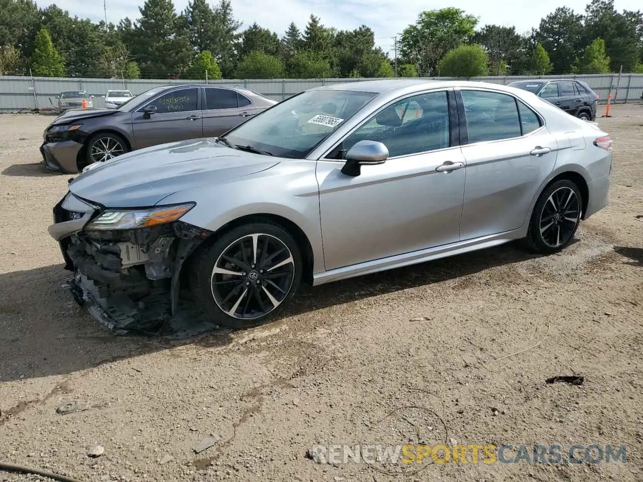 1 Photograph of a damaged car 4T1B61HK6KU299472 TOYOTA CAMRY 2019