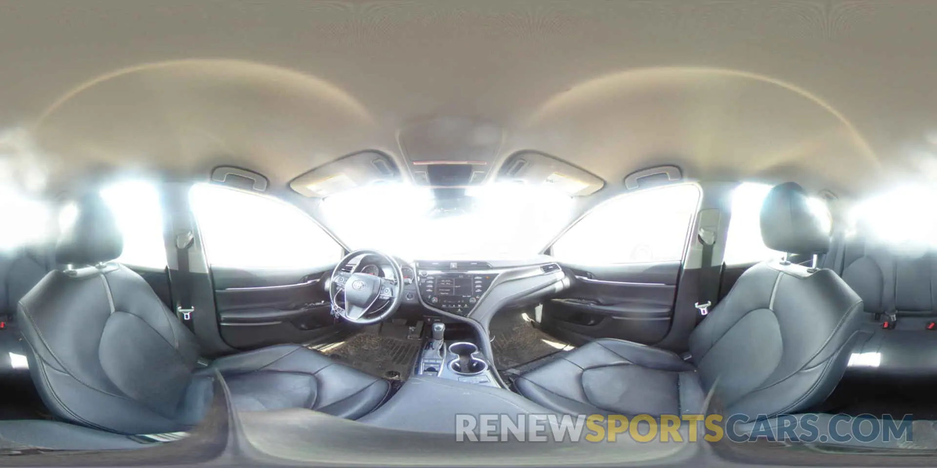 15 Photograph of a damaged car 4T1B61HK6KU299472 TOYOTA CAMRY 2019