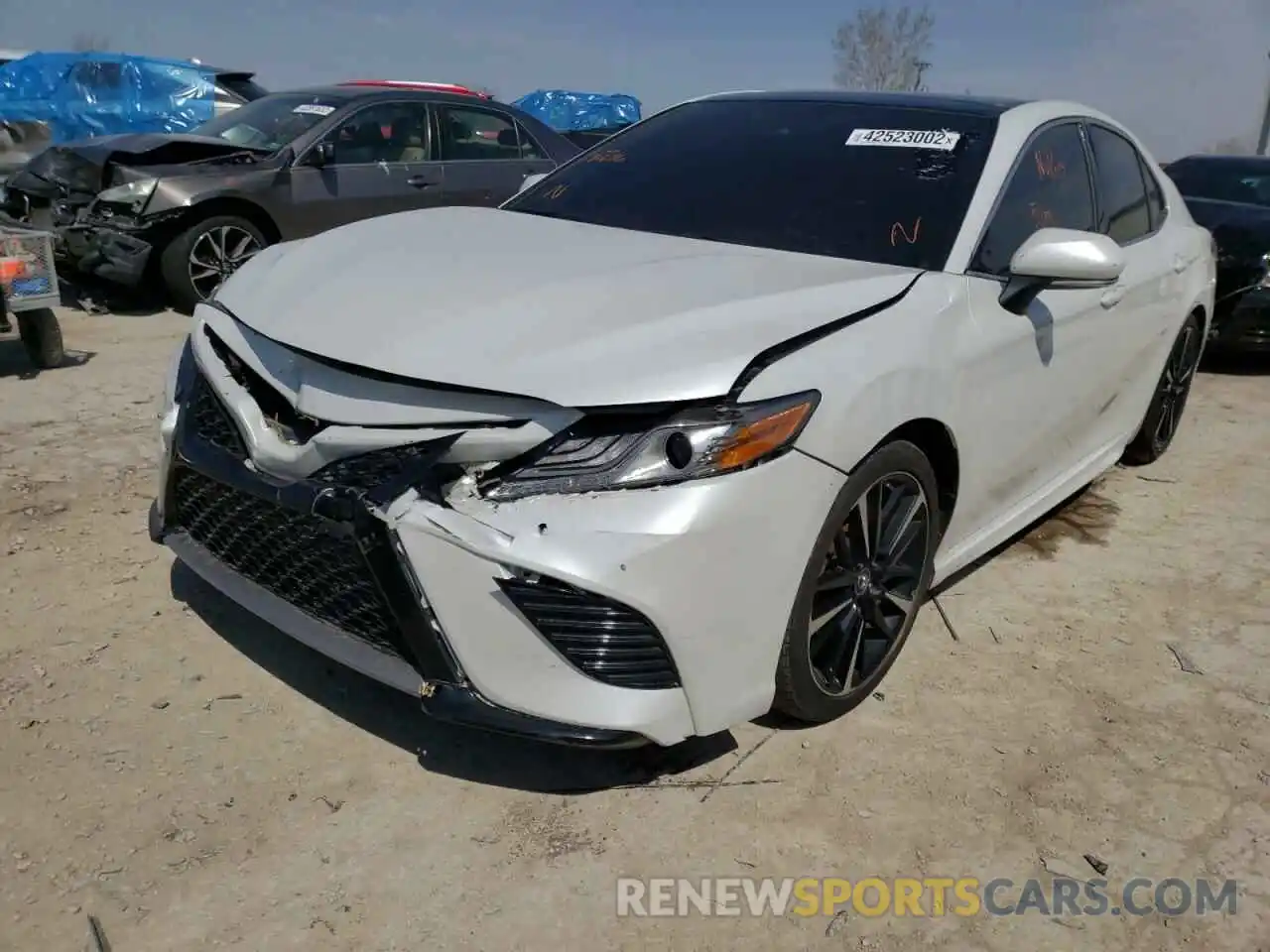 2 Photograph of a damaged car 4T1B61HK6KU701216 TOYOTA CAMRY 2019