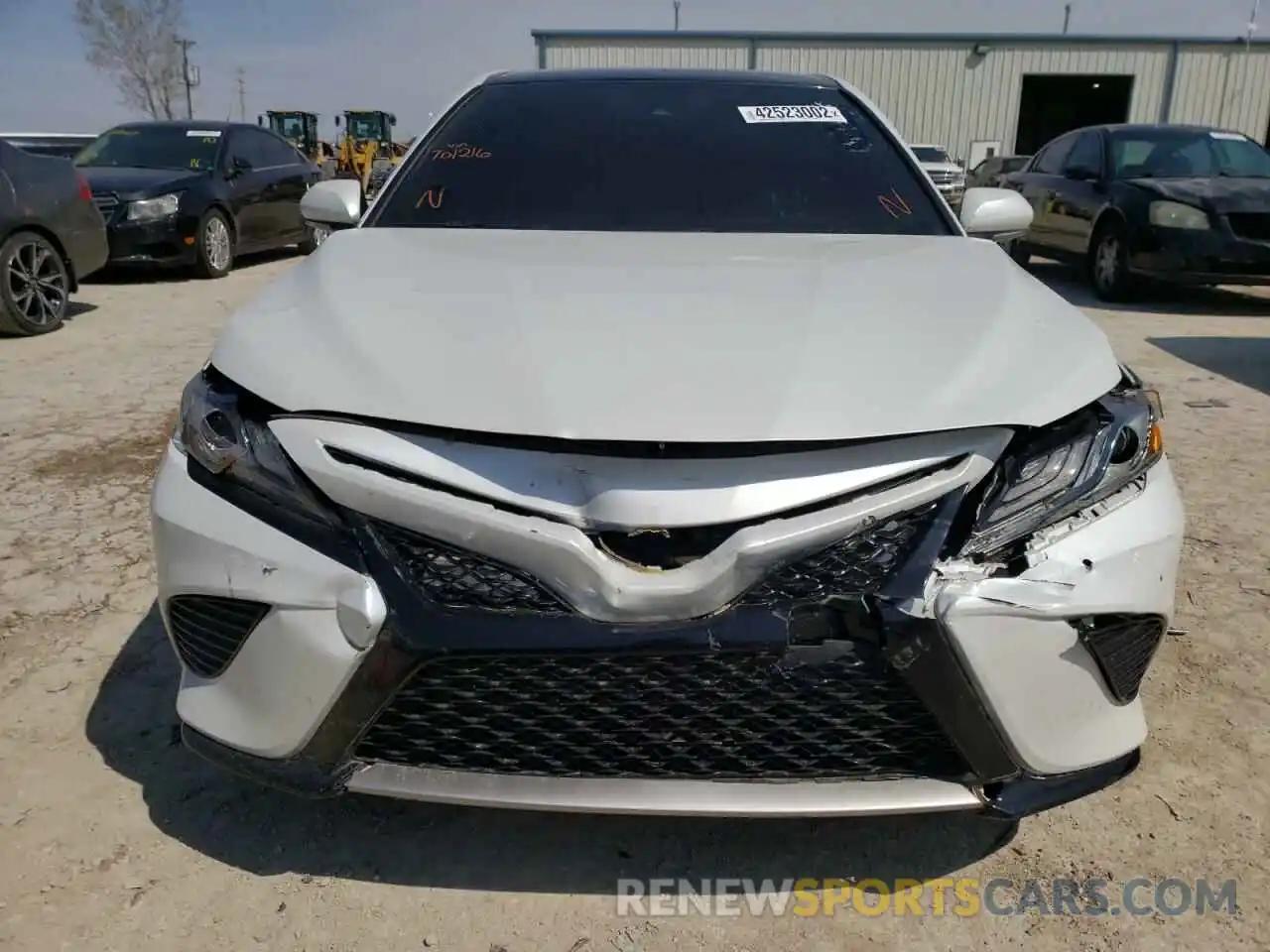 9 Photograph of a damaged car 4T1B61HK6KU701216 TOYOTA CAMRY 2019